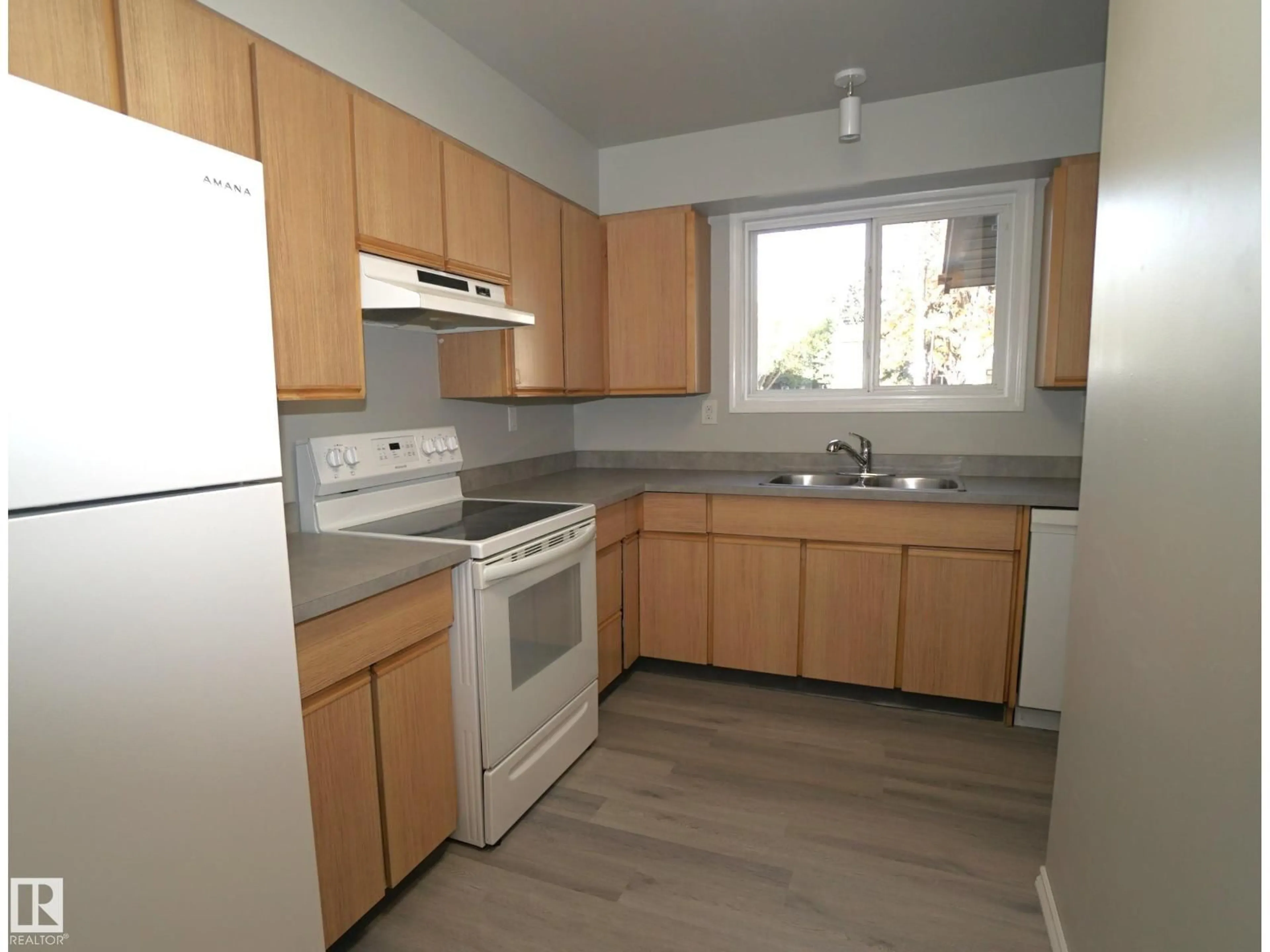 Standard kitchen, wood/laminate floor for #31 - 7604 29 AV, Edmonton Alberta T6K3Z2