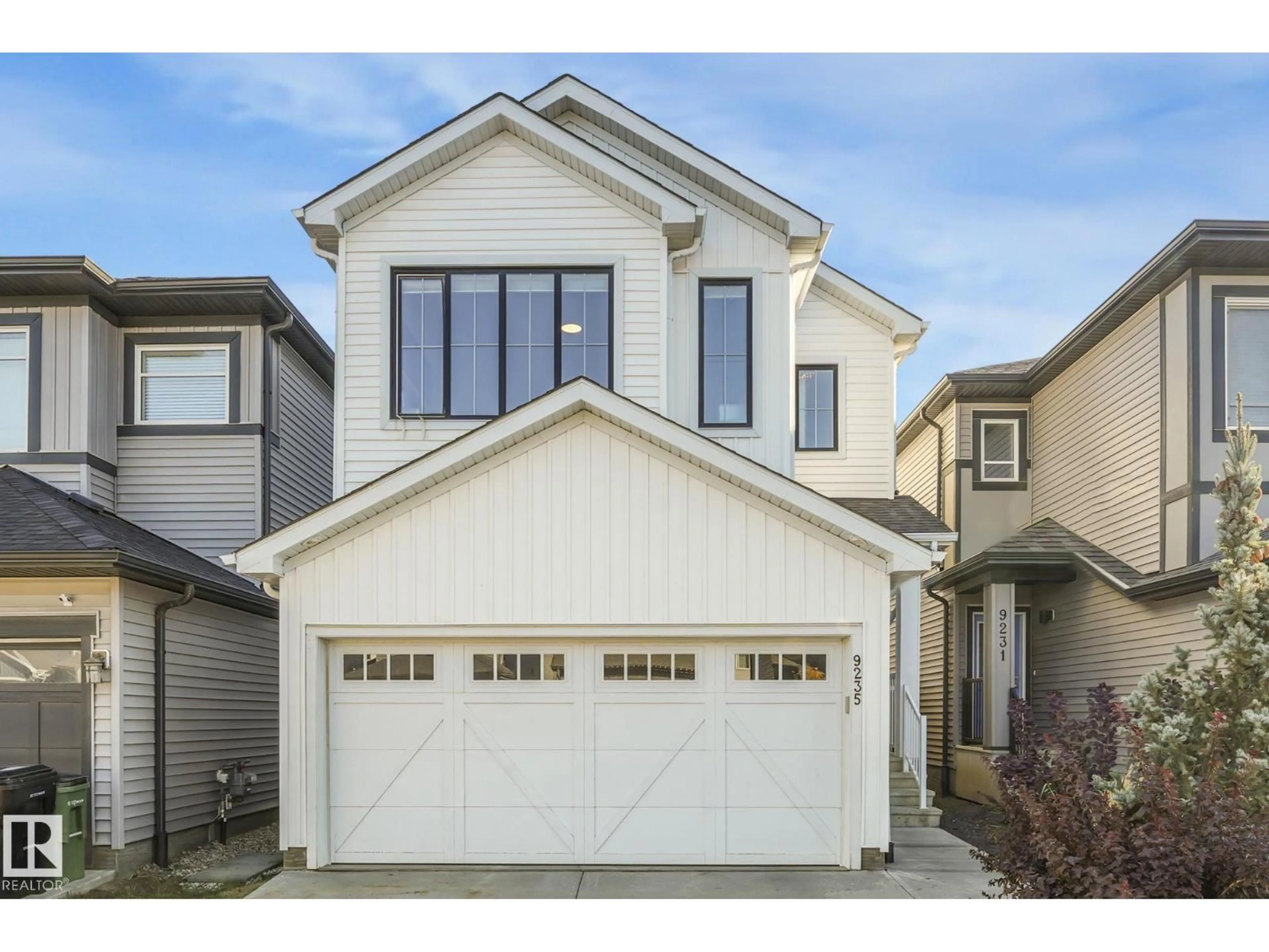 Unknown for NW - 9235 223 ST, Edmonton Alberta T5T7M1