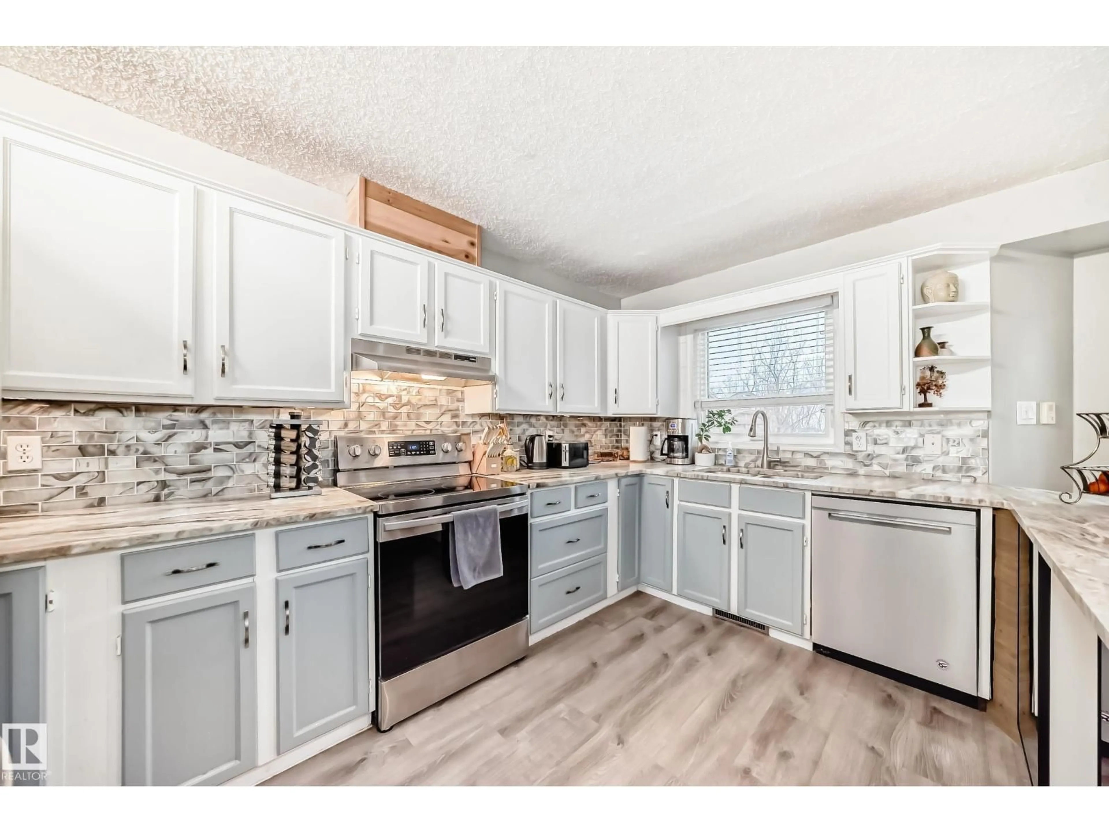Open concept kitchen, unknown for 103 WOODSIDE CR, Spruce Grove Alberta T7X3V2