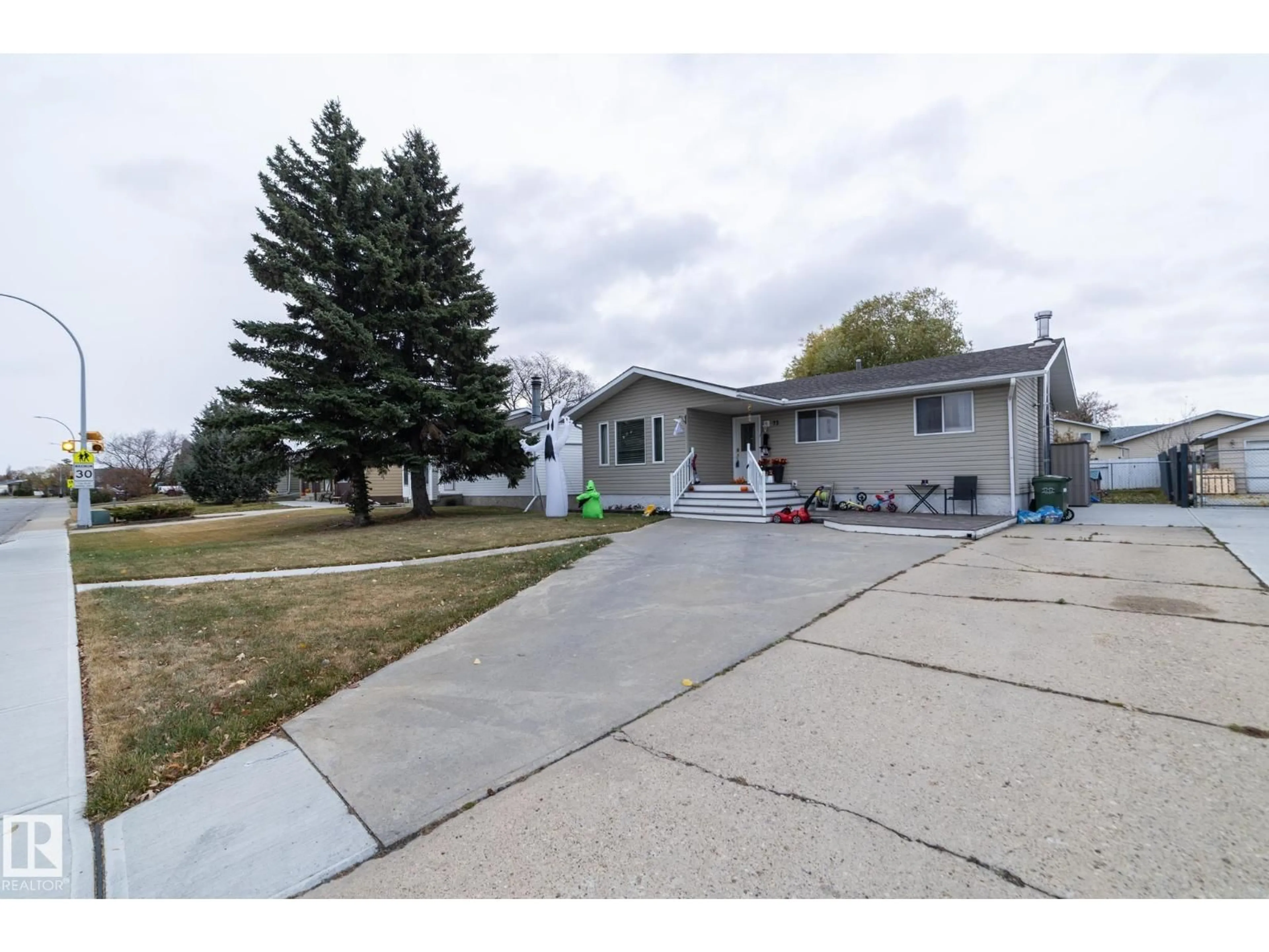 Unknown for 73 SOUTH PARK DR, Leduc Alberta T9E4X5