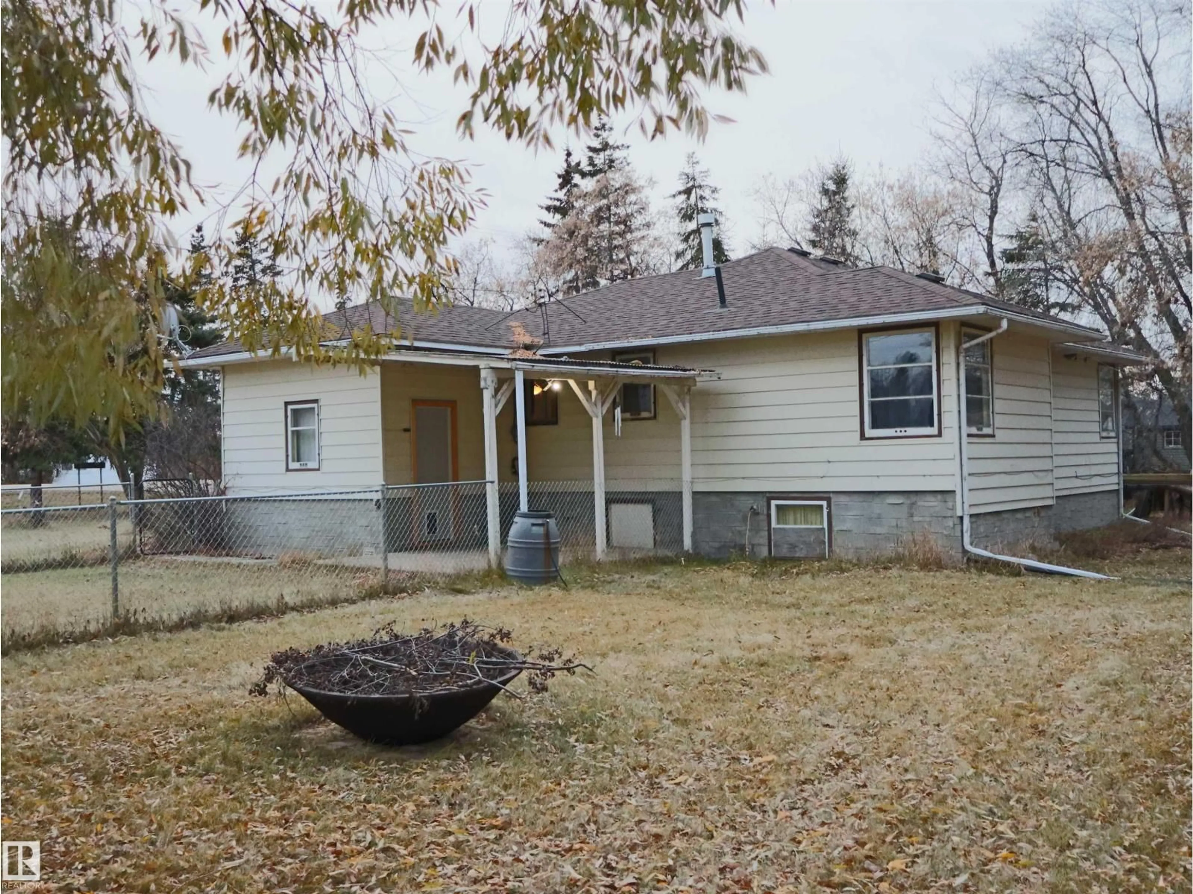 Unknown for 4032A TWP RD 604, Rural Barrhead County Alberta T0G0G0