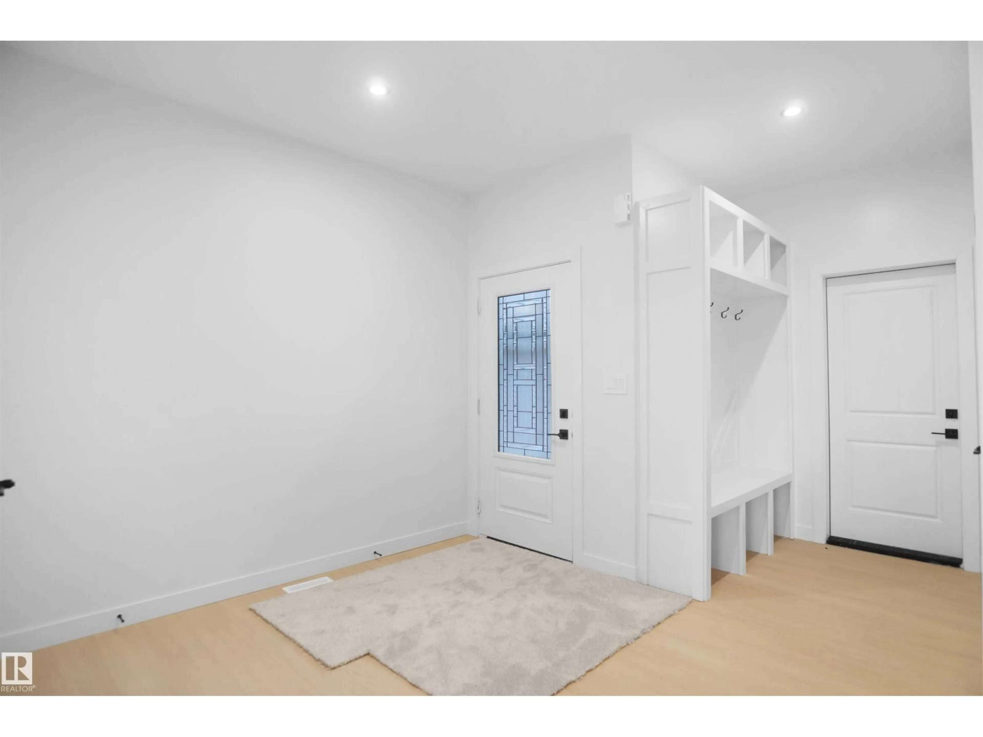 Indoor entryway for 13 AXELWOOD CR, Spruce Grove Alberta T7X4G4