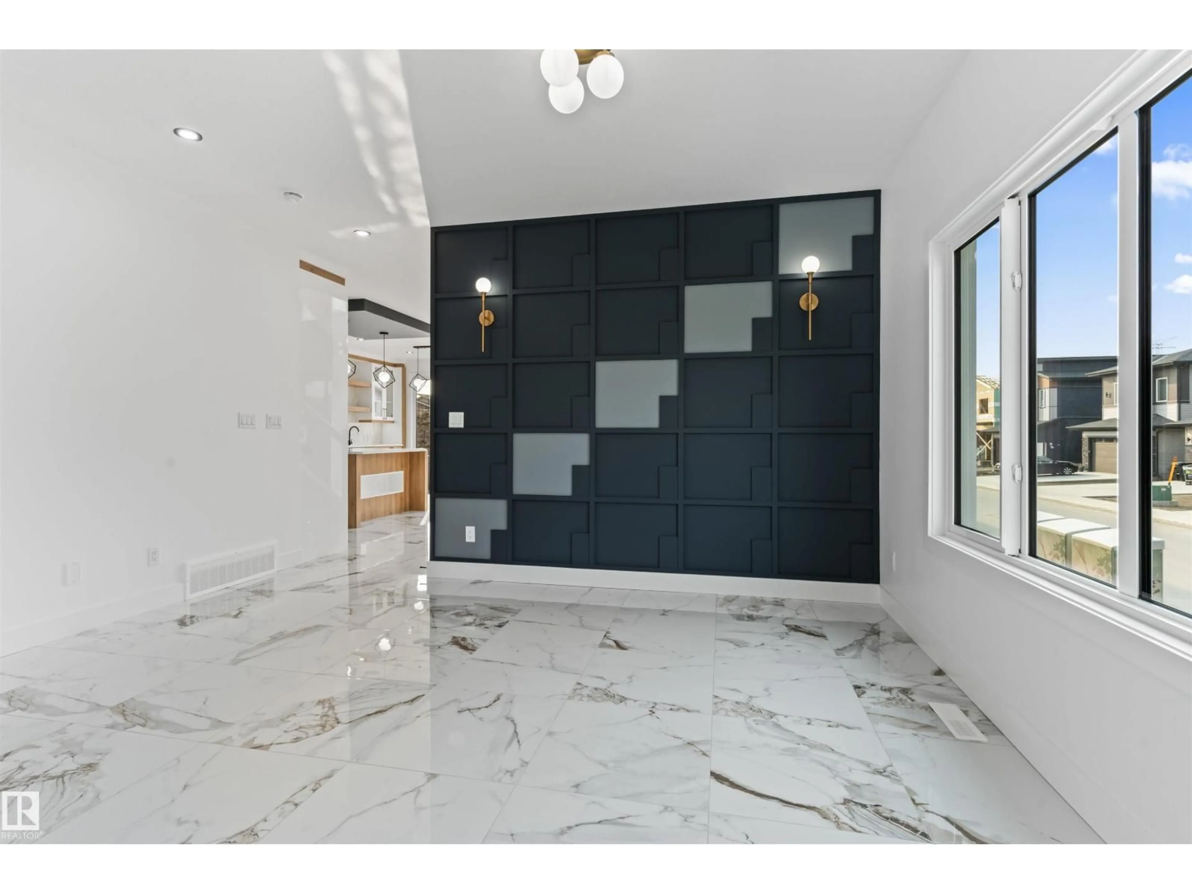 Indoor foyer for 221 CRYSTAL CREEK DR, Leduc Alberta T9E0X6