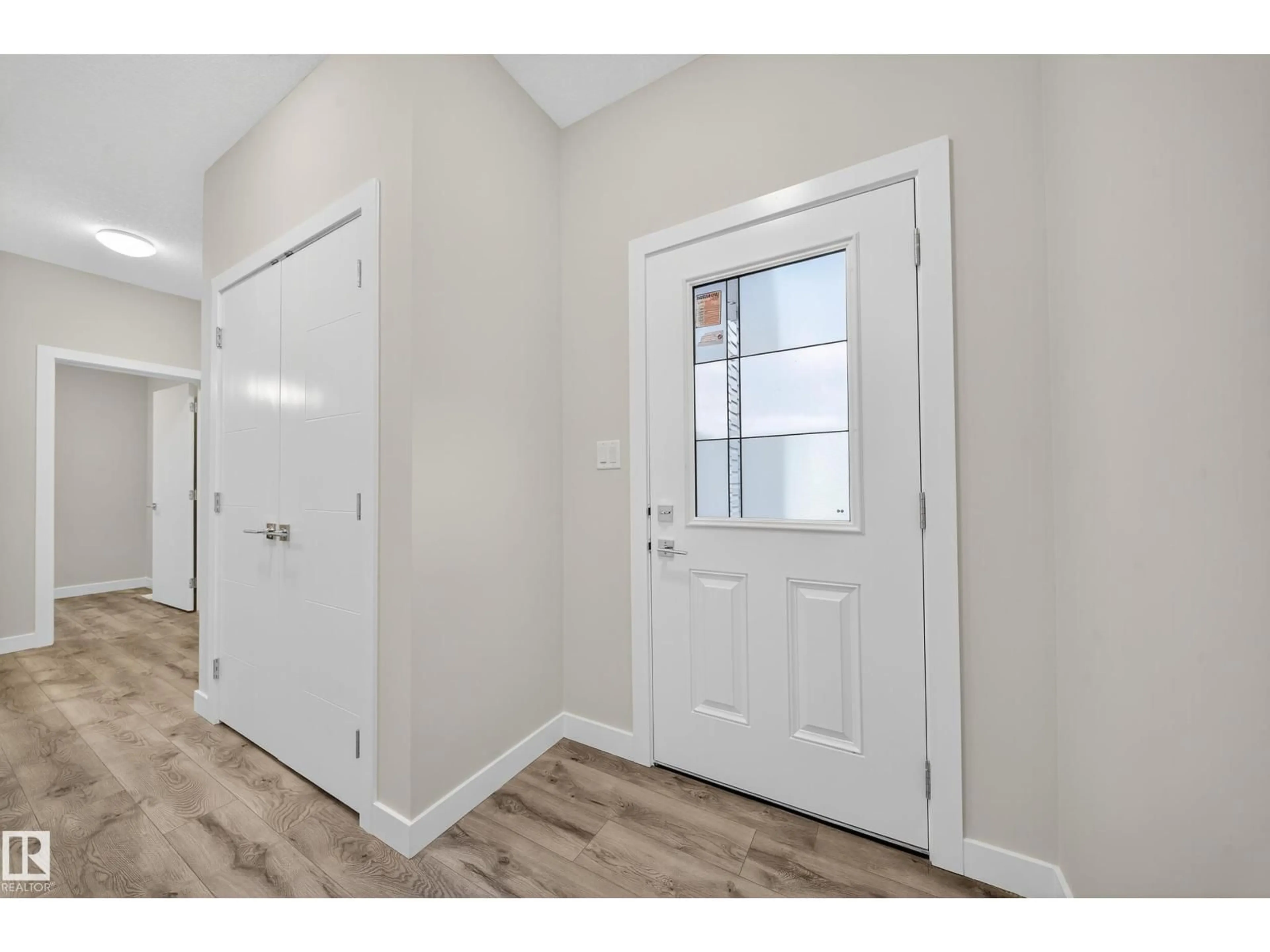 Indoor entryway for 575 REYNALDS WYND, Leduc Alberta T0C2K0