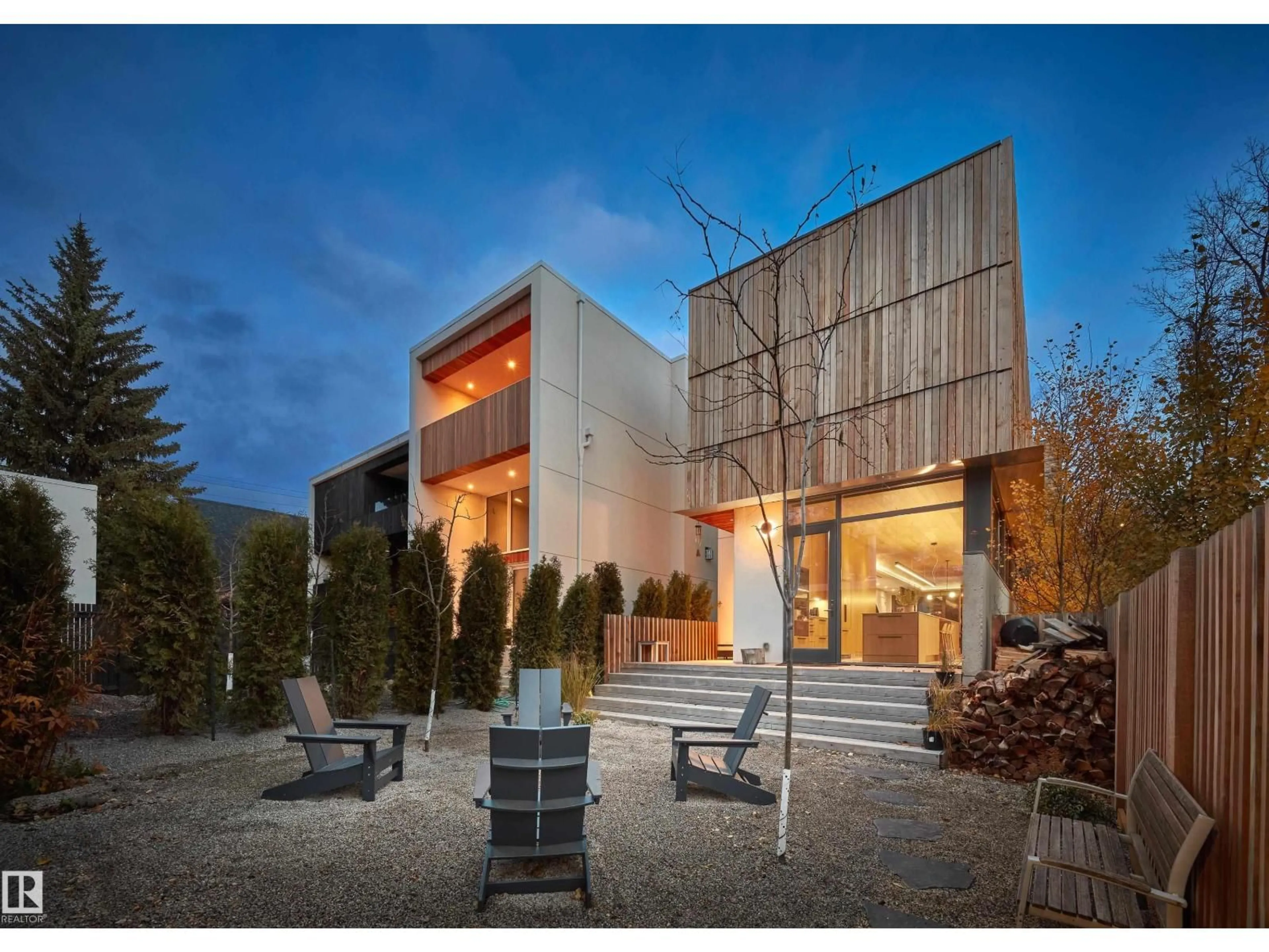 Unknown for 10204 130 ST, Edmonton Alberta T5N1X5