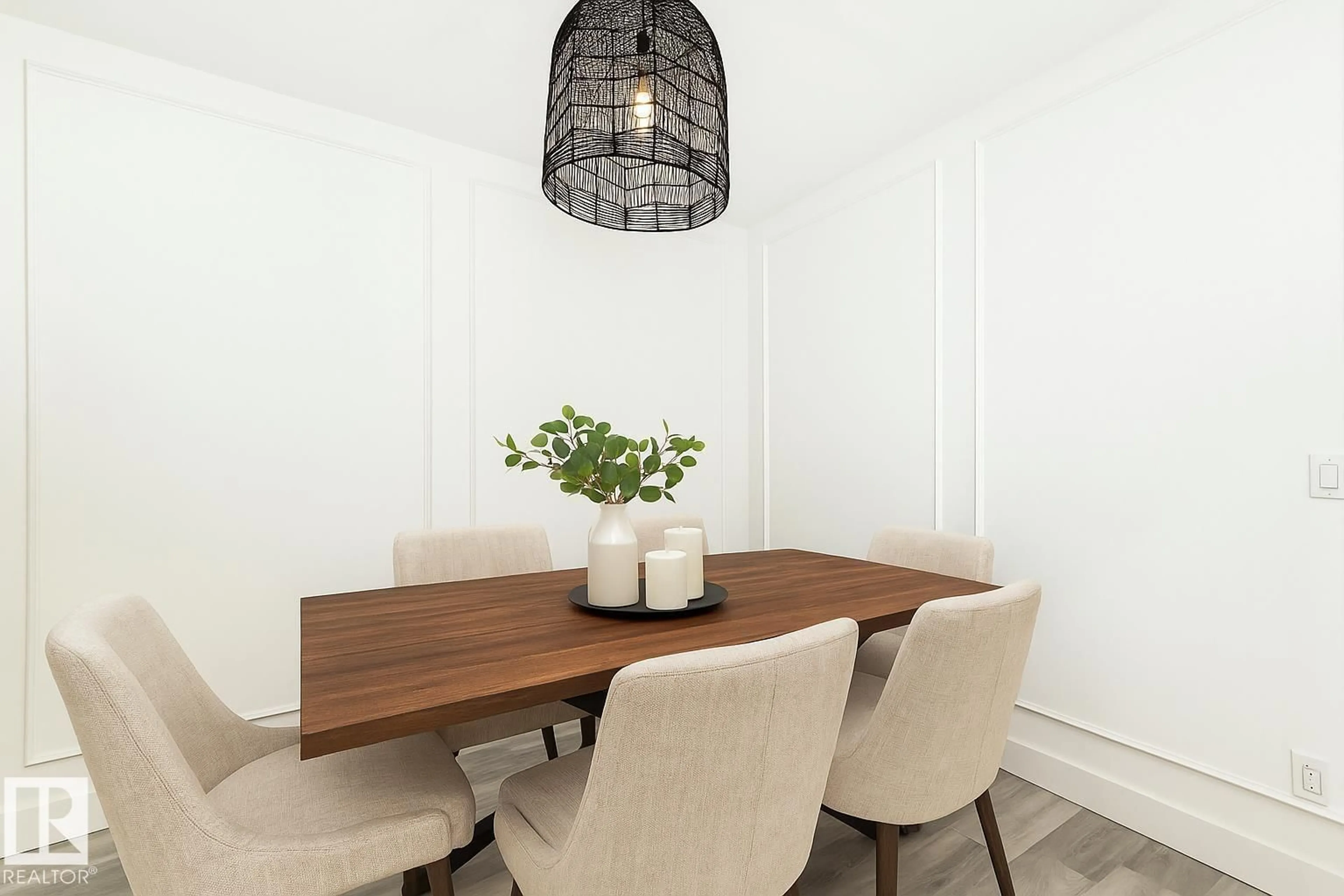 Dining room, wood/laminate floor for 3518 42 AV, Beaumont Alberta T4X3B3