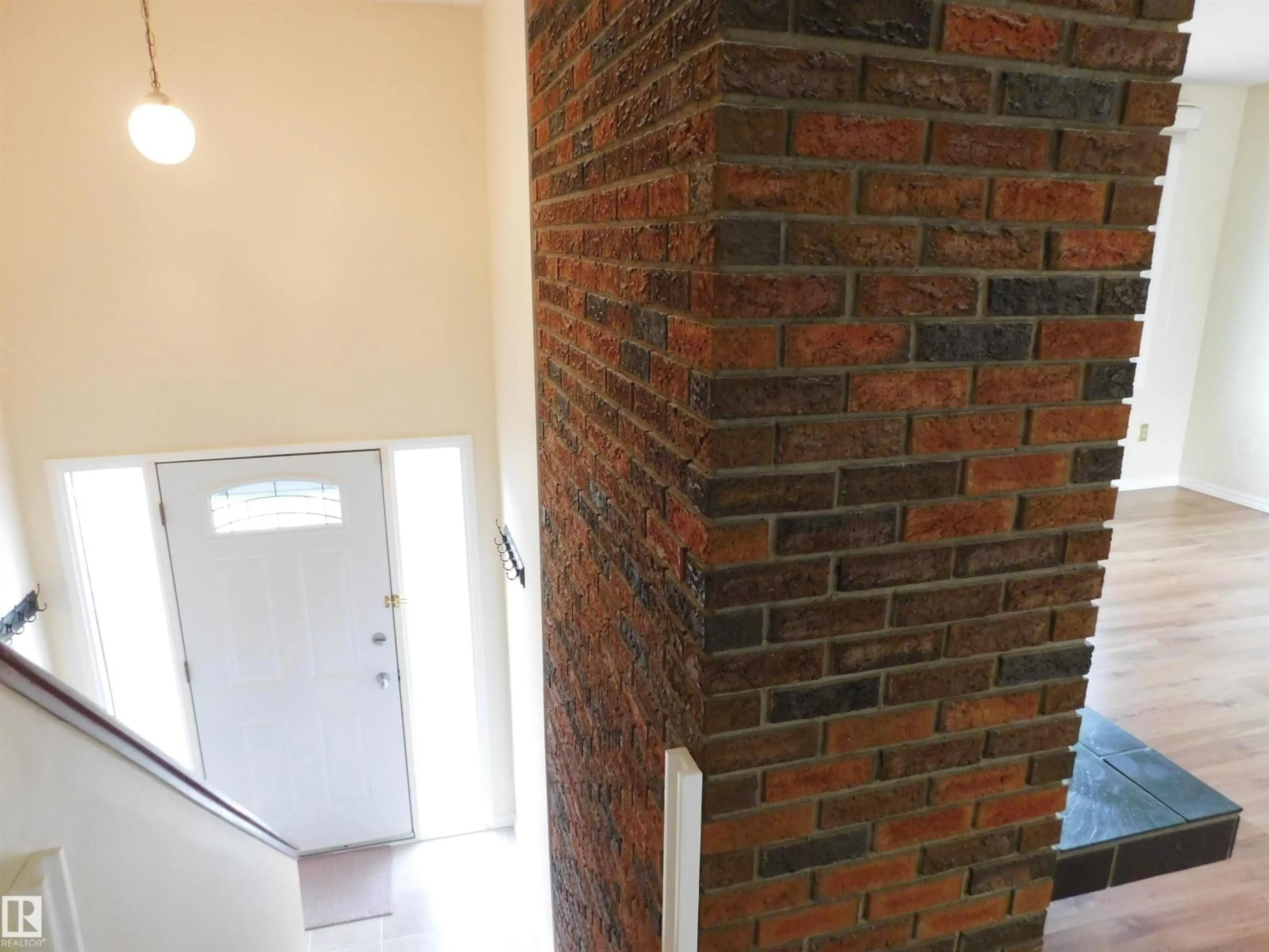 Indoor entryway for NW - 9311 187 ST, Edmonton Alberta T5T1R8