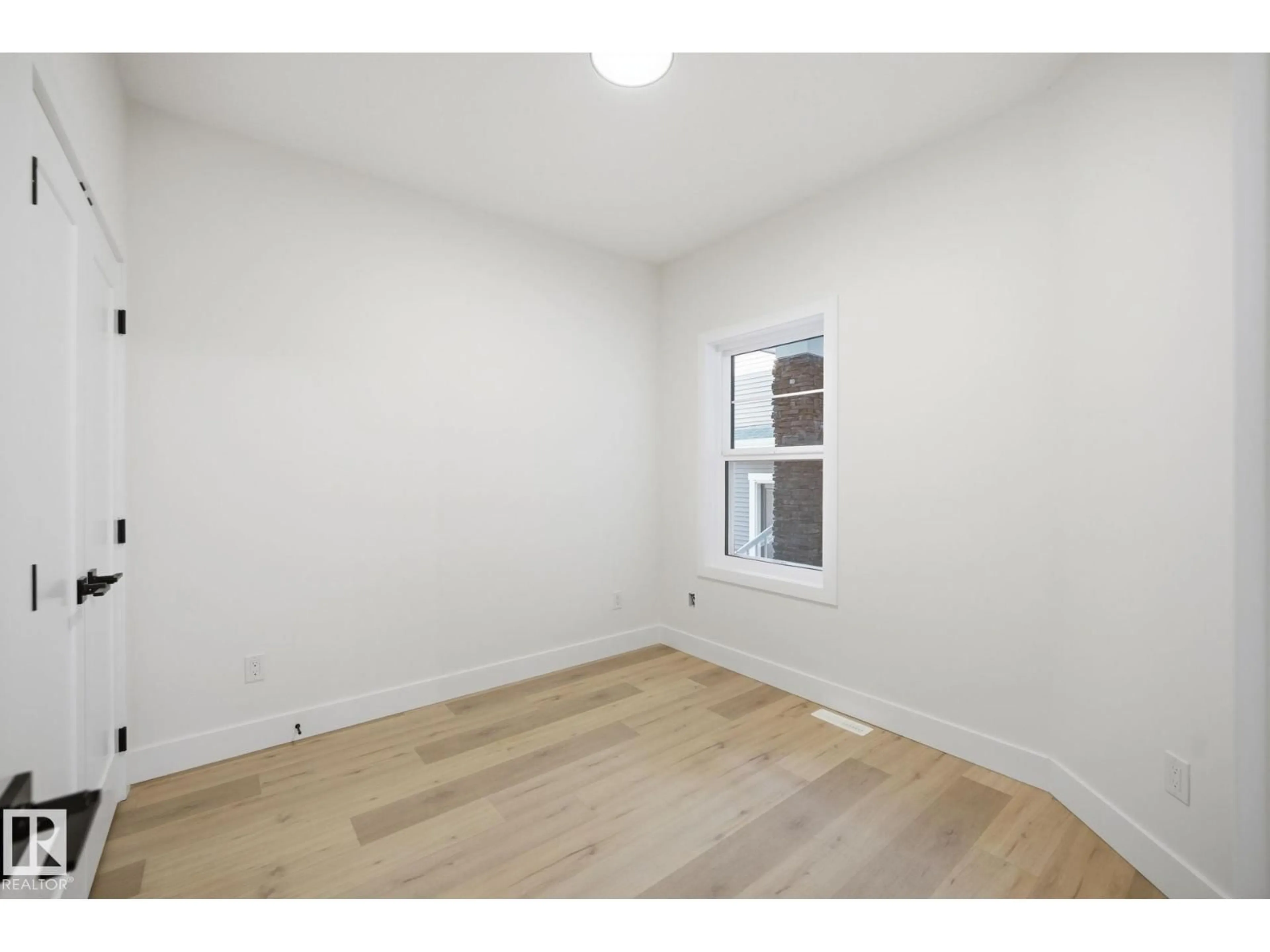 A pic of a room for 3317 CHICKADEE DR, Edmonton Alberta T5S0V6