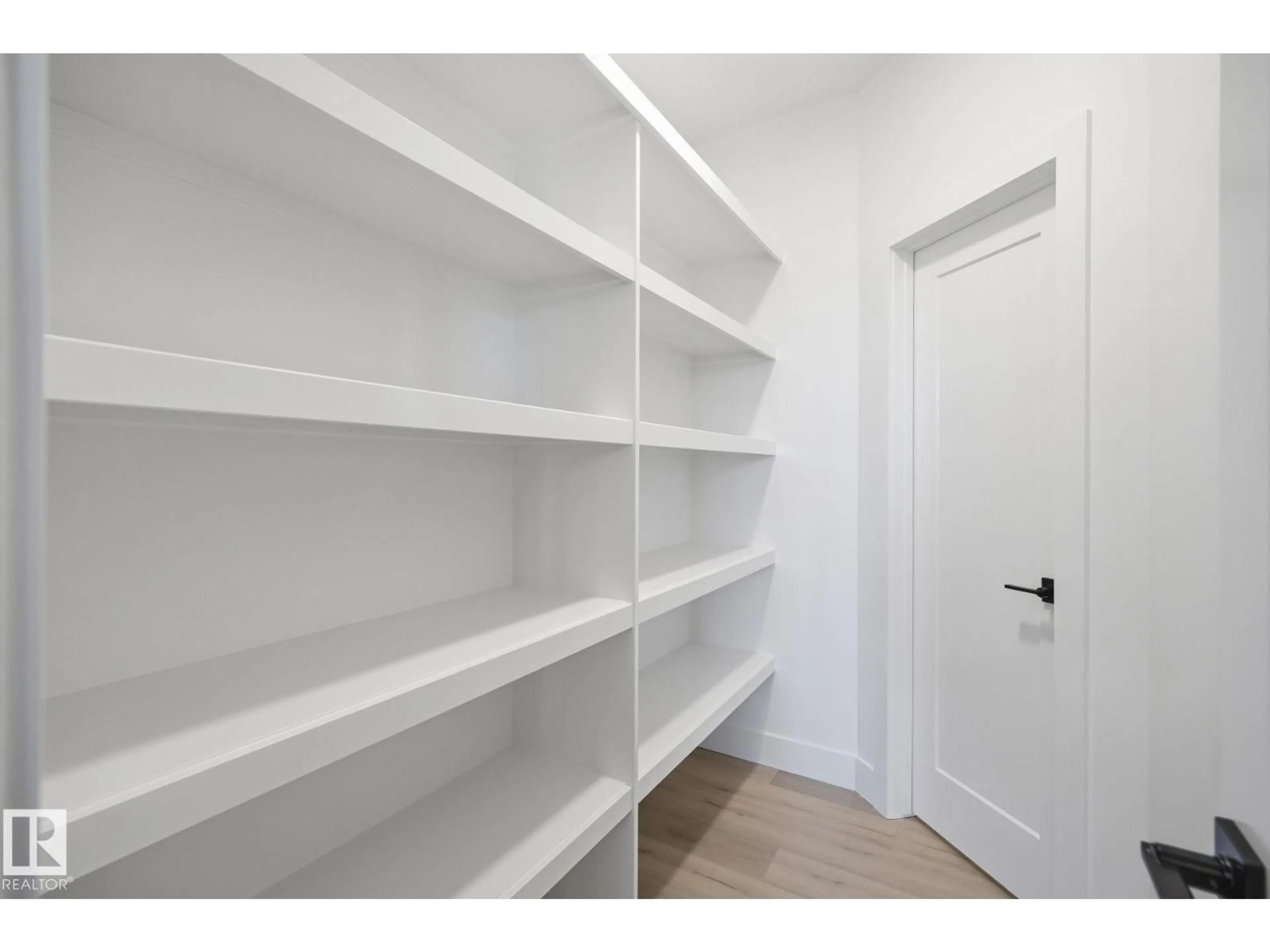 Storage room or clothes room or walk-in closet for 3317 CHICKADEE DR, Edmonton Alberta T5S0V6