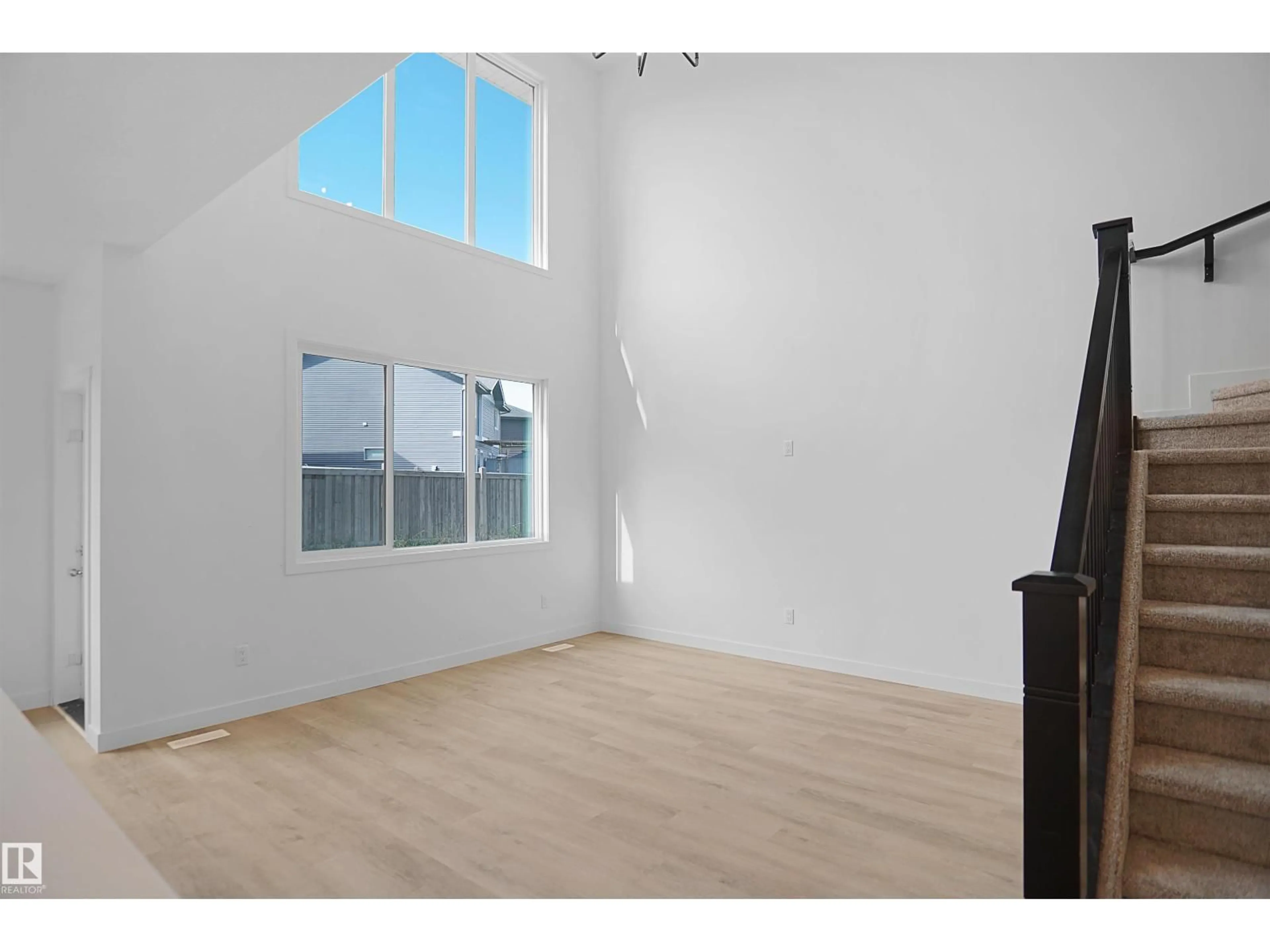 A pic of a room for NE - 16539 3 ST, Edmonton Alberta T5T7H9