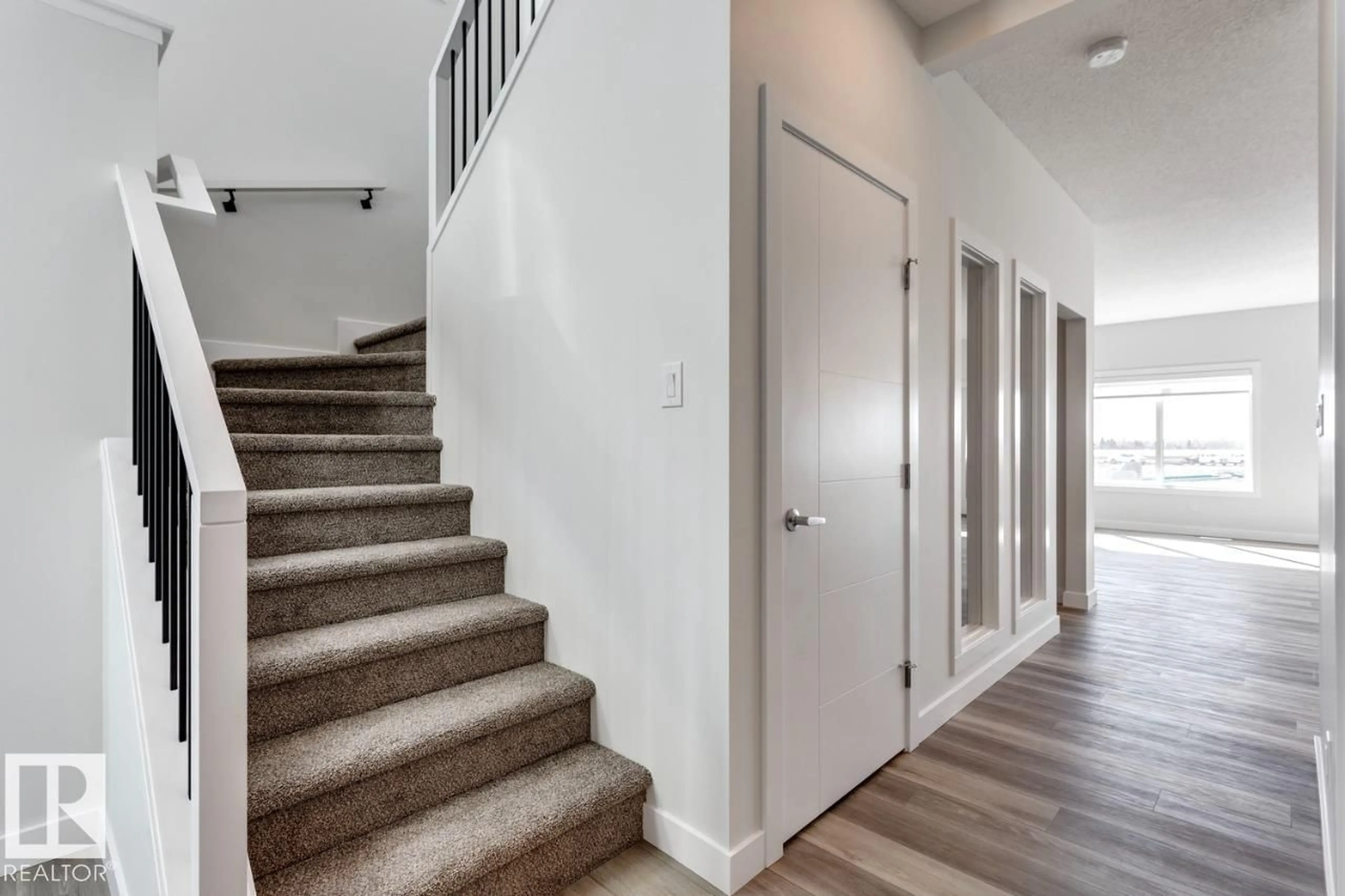 Indoor entryway for 6304 42 AV, Beaumont Alberta T4X0G7