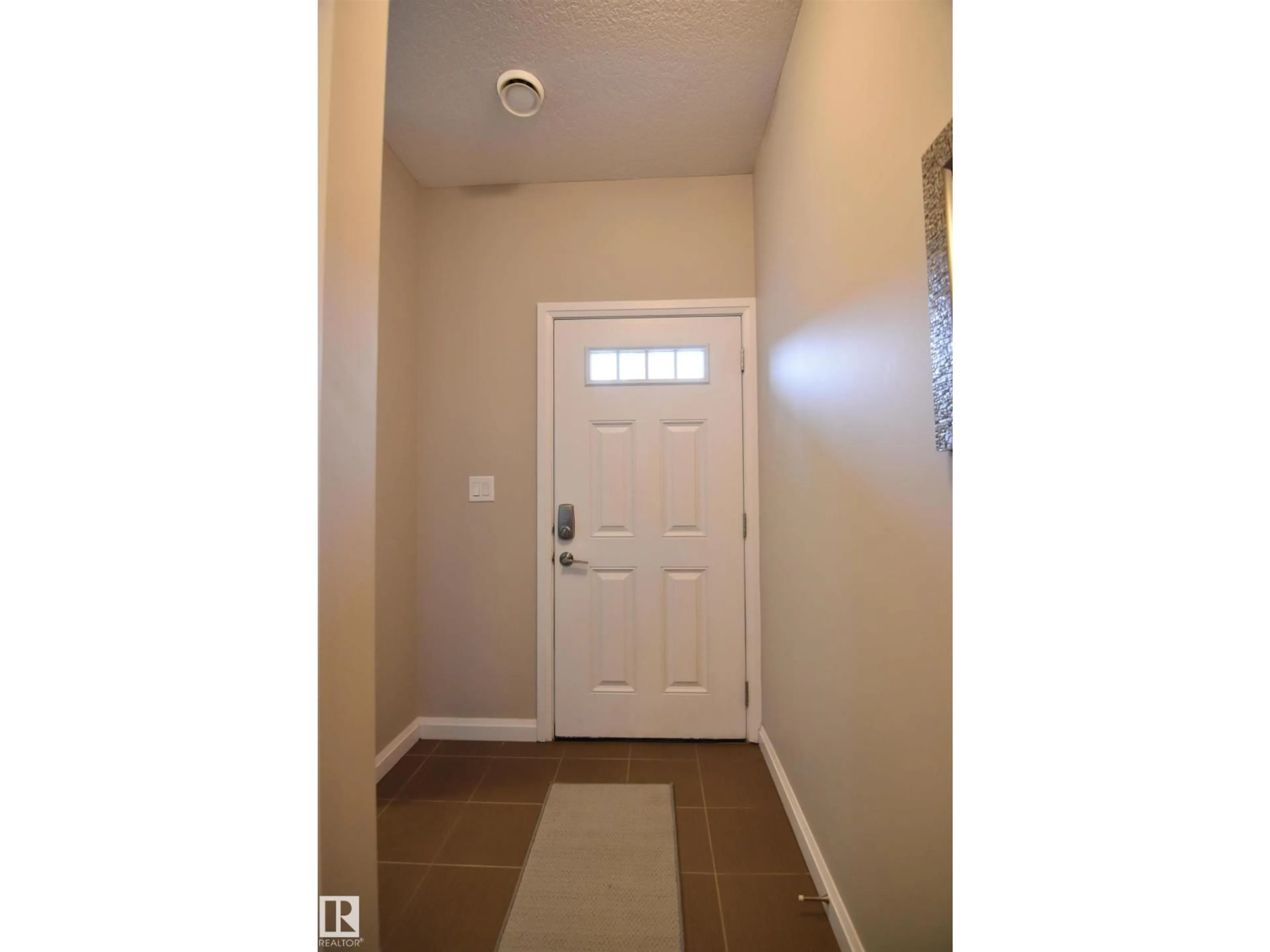 Indoor entryway for #45 - 3710 ALLAN DR, Edmonton Alberta T6W2C4