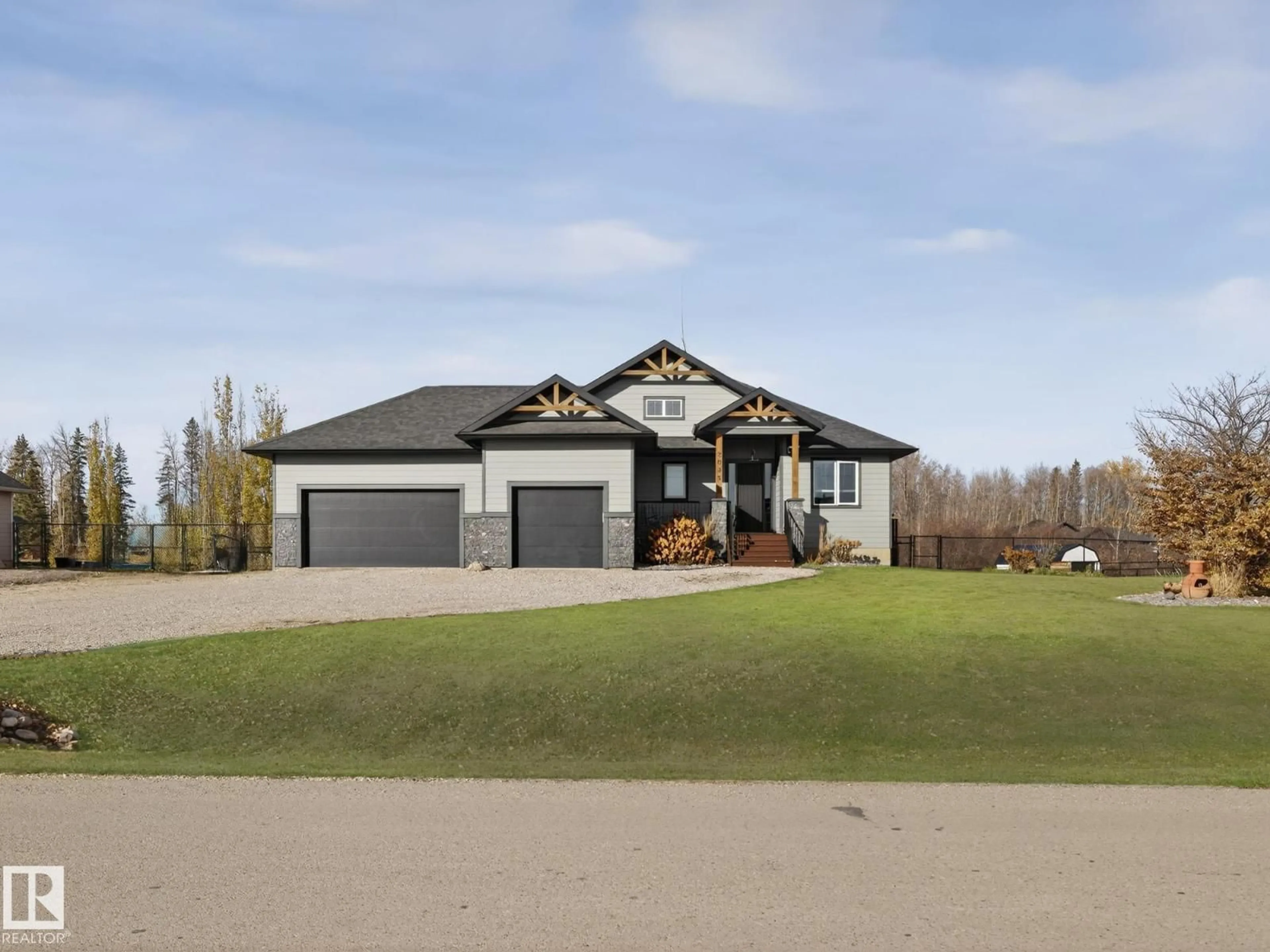 Home with vinyl exterior material, unknown for 2035 SPRING LAKE DR, Rural Parkland County Alberta T7Z0G8