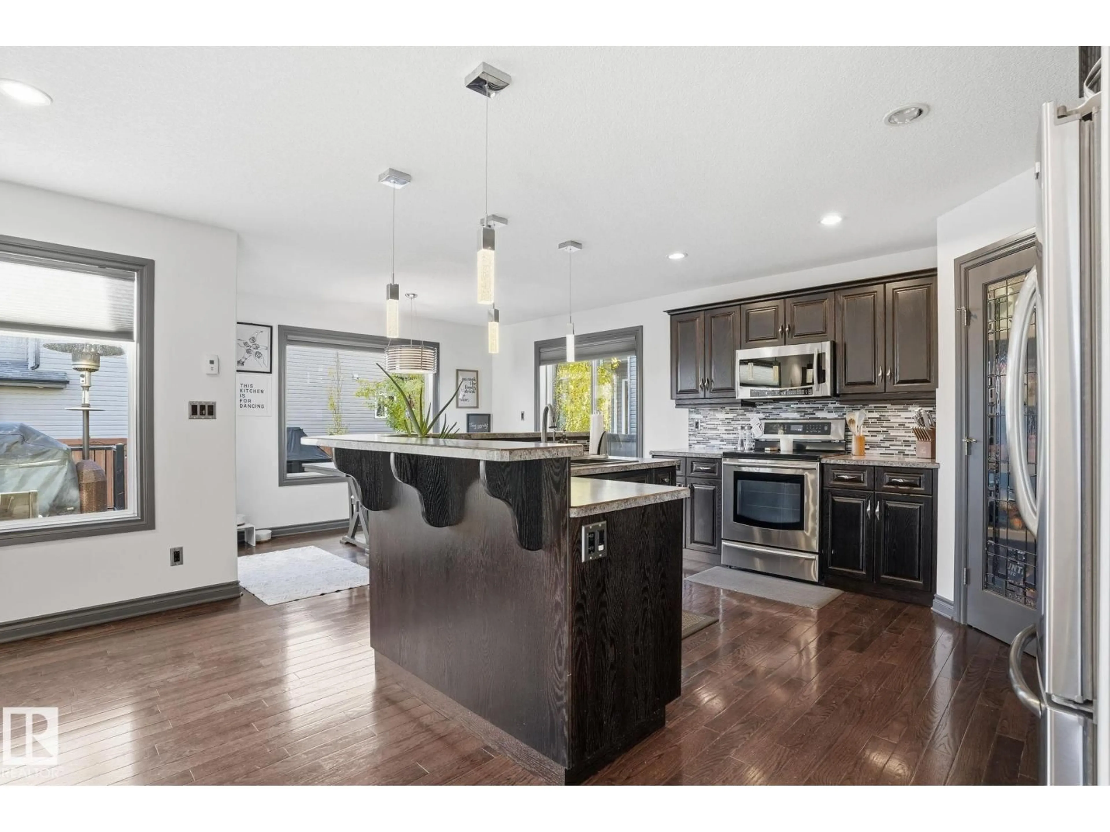 Open concept kitchen, unknown for 47 HILLDOWNS DR, Spruce Grove Alberta T7X0J1