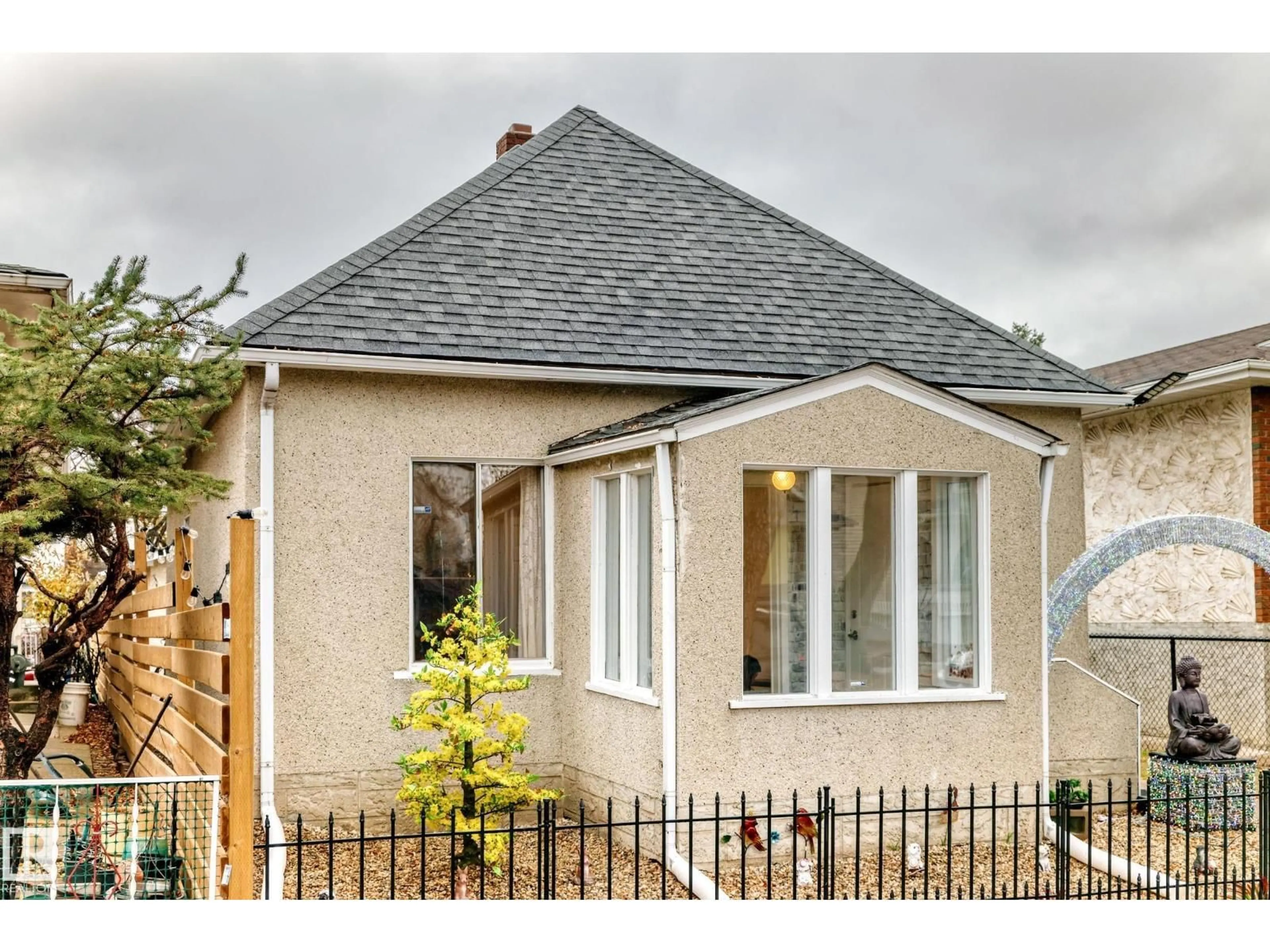 Unknown for NW - 11331 92 ST, Edmonton Alberta T5G0Z4