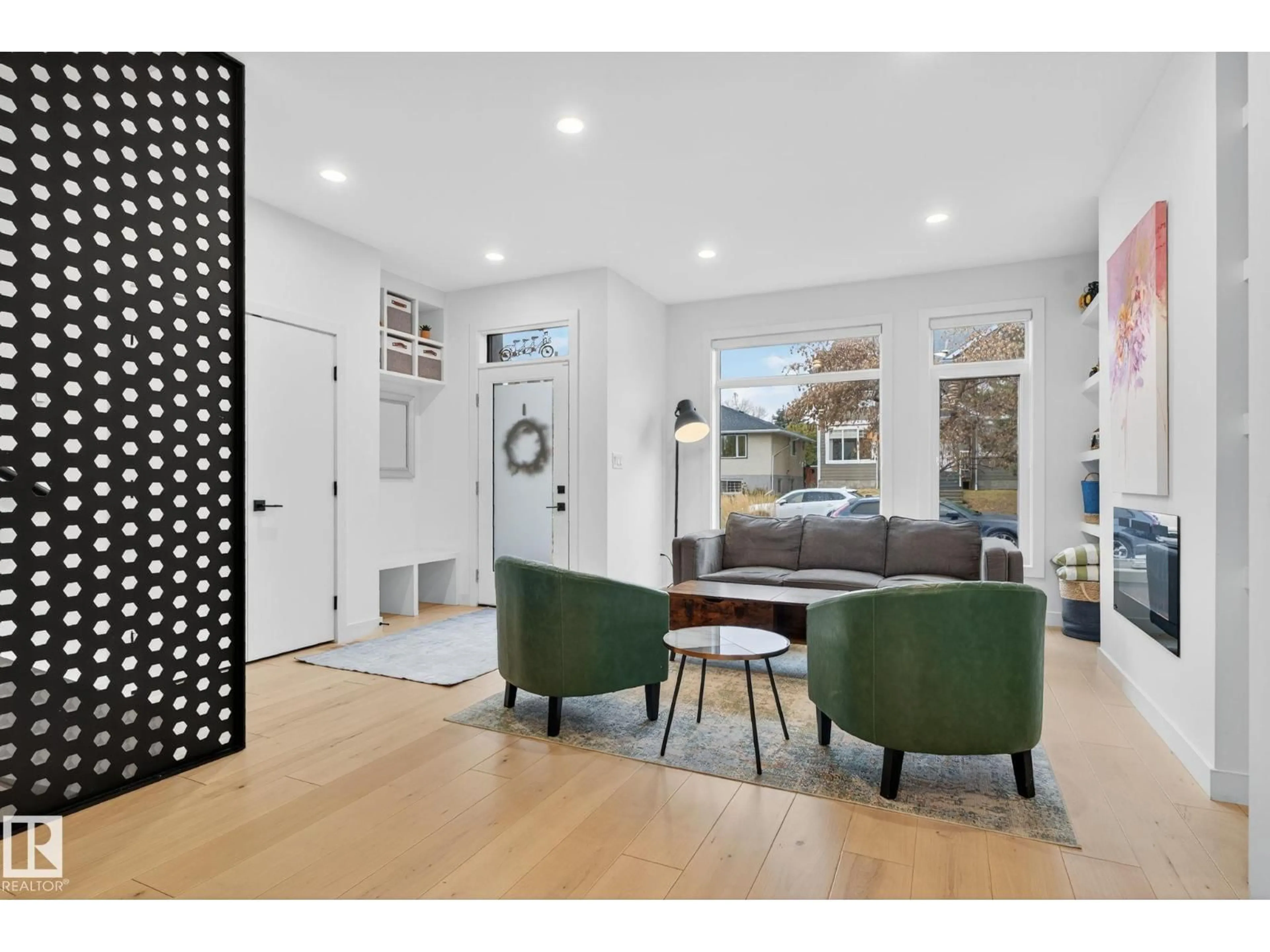 Unknown for NW - 10511 75 ST, Edmonton Alberta T6A2Z6