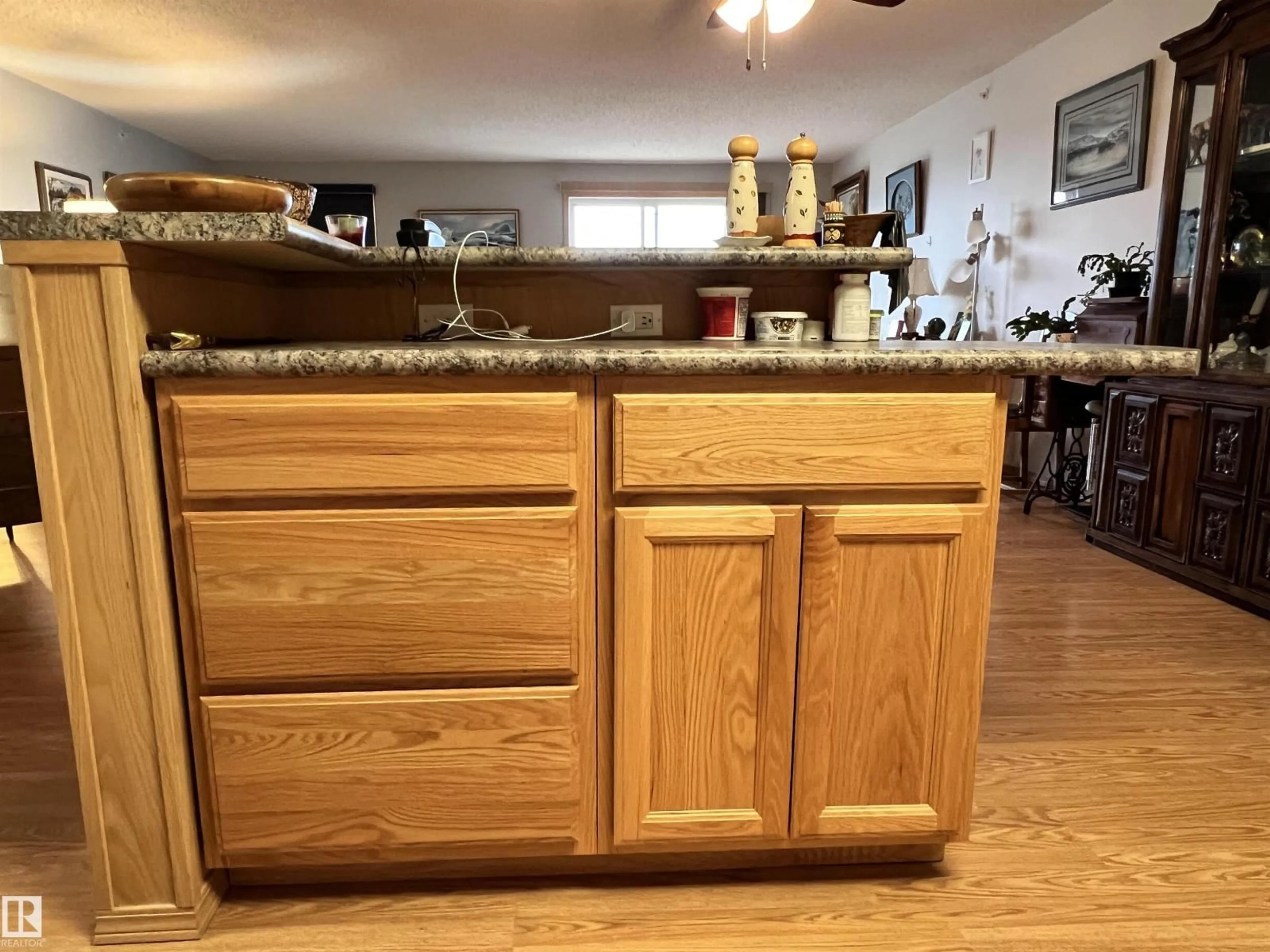 Unknown for 406 - 4004 47 ST, Drayton Valley Alberta T7A0A2