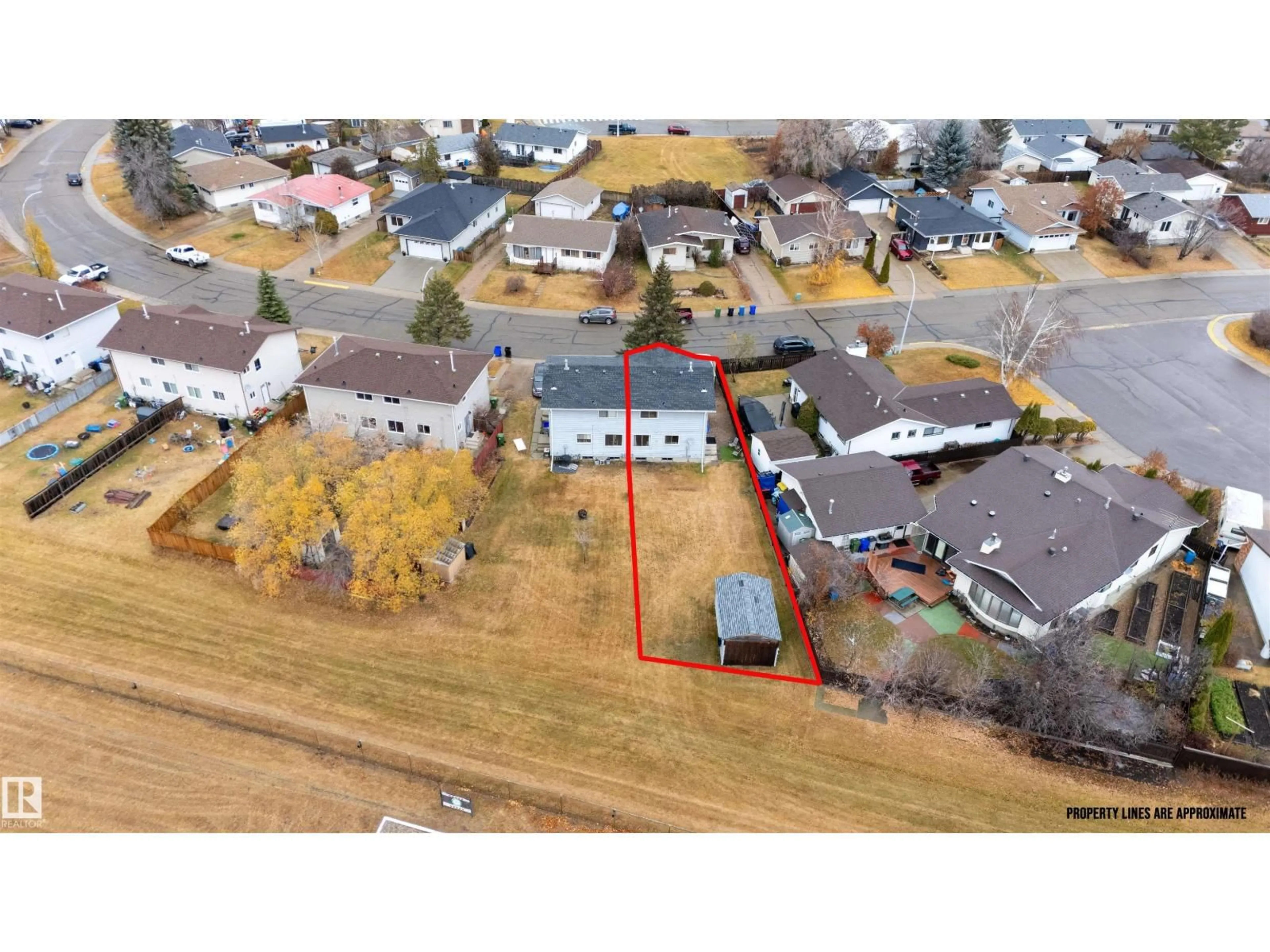 A pic from outside/outdoor area/front of a property/back of a property/a pic from drone, street for 4629 53 AV, Bruderheim Alberta T0B0S0