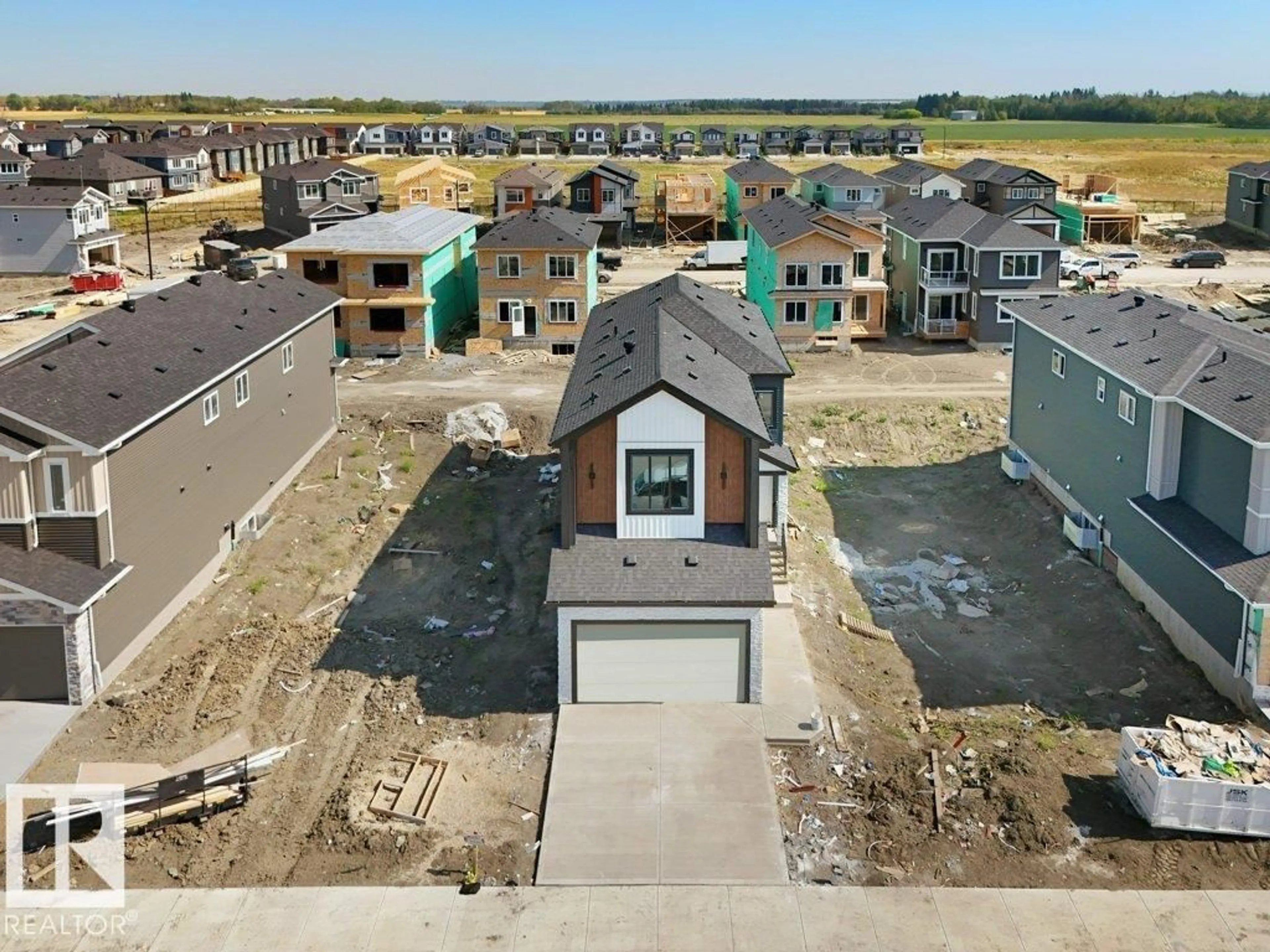 A pic from outside/outdoor area/front of a property/back of a property/a pic from drone, street for 53 ELDRIDGE POINT, St. Albert Alberta T8N8C4