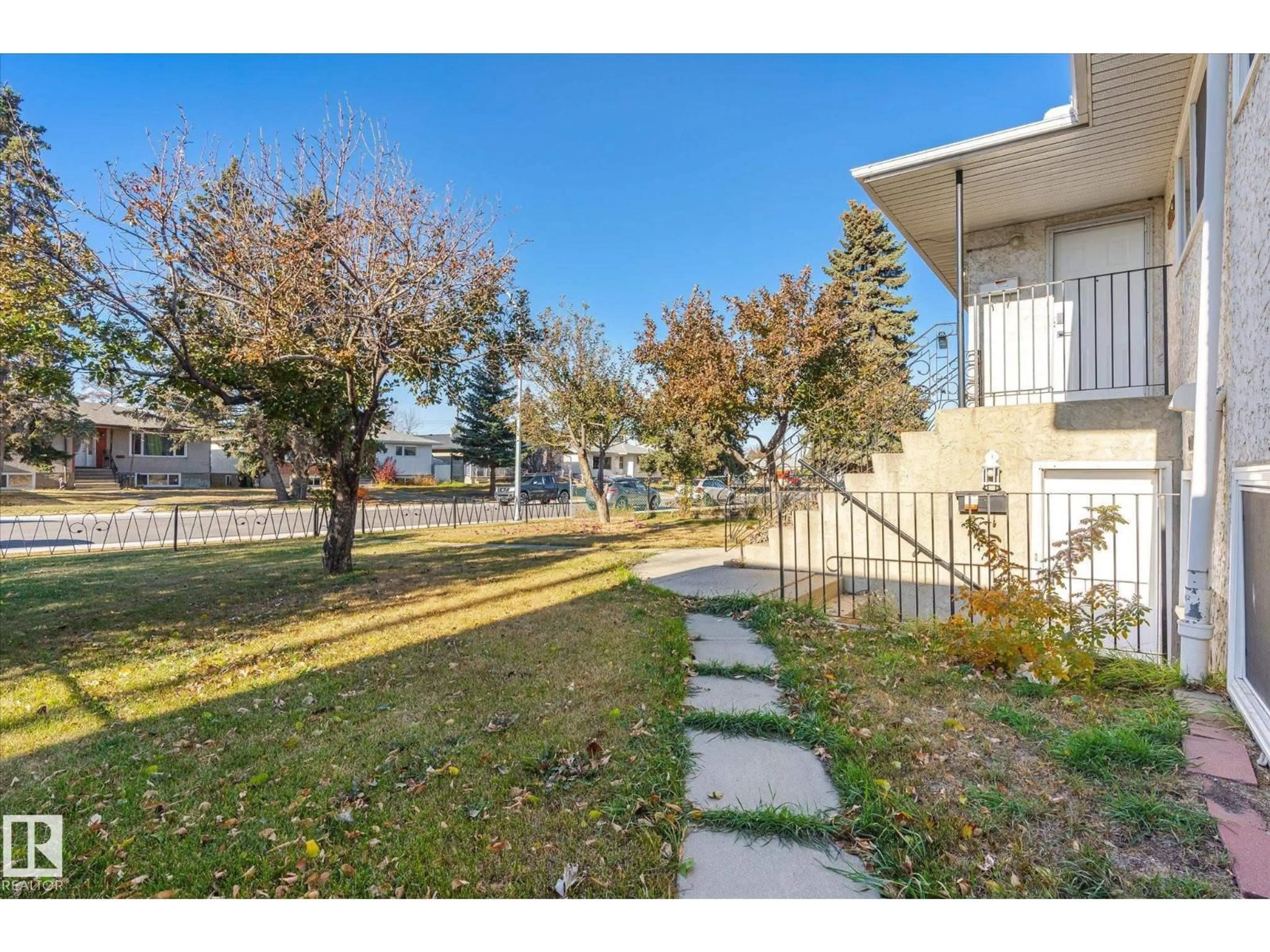 Patio, street for NW - 12707 & 12709 92 ST, Edmonton Alberta T5E3R3