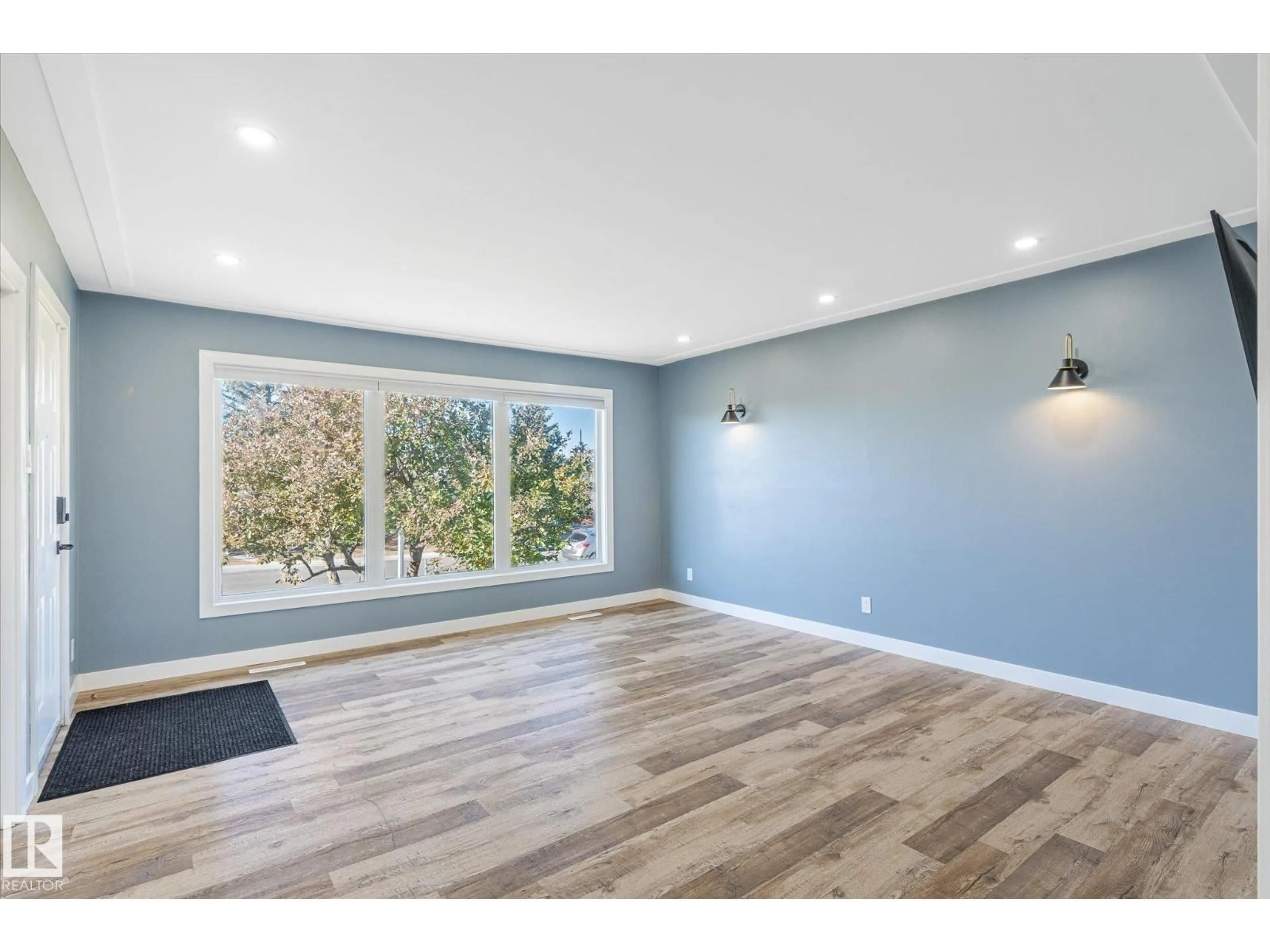 A pic of a room for NW - 12707 & 12709 92 ST, Edmonton Alberta T5E3R3