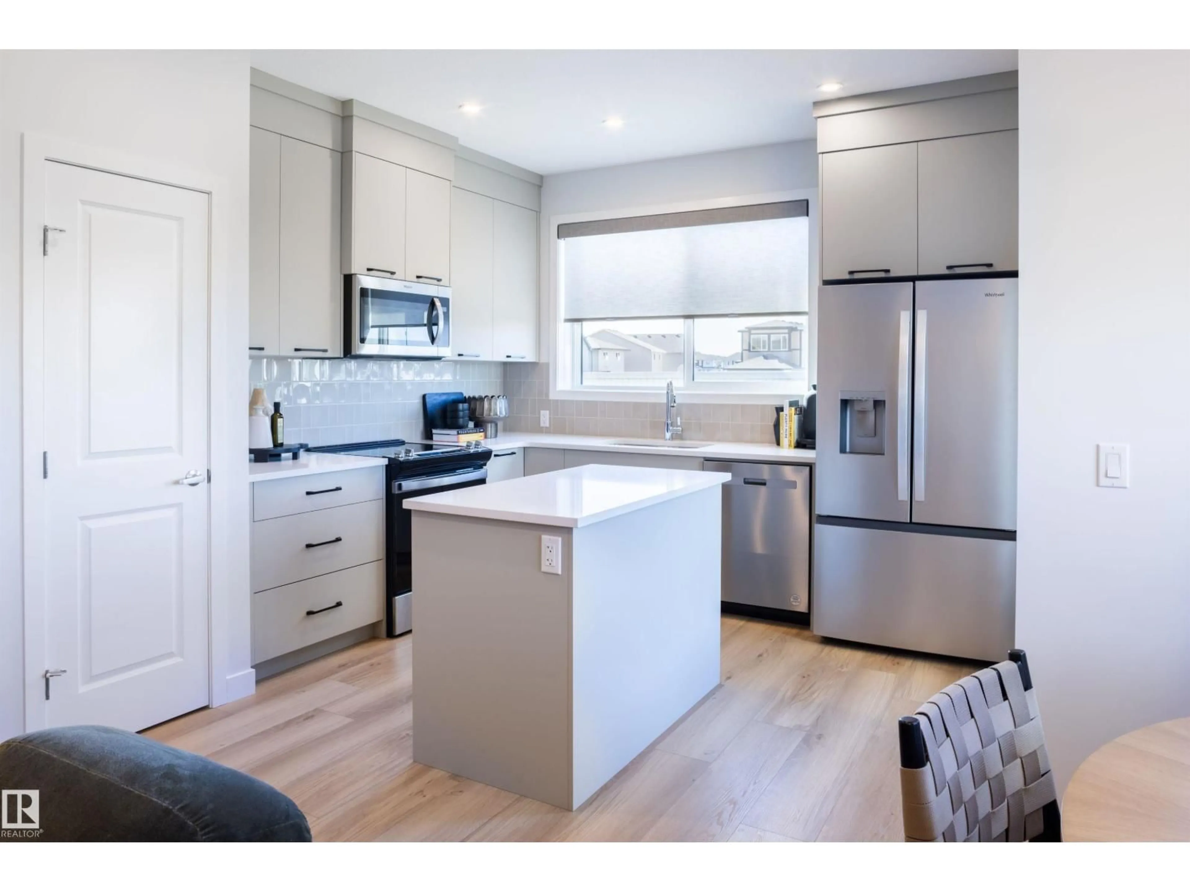 Open concept kitchen, unknown for 837 ROWAN CL, Edmonton Alberta T6X3J4