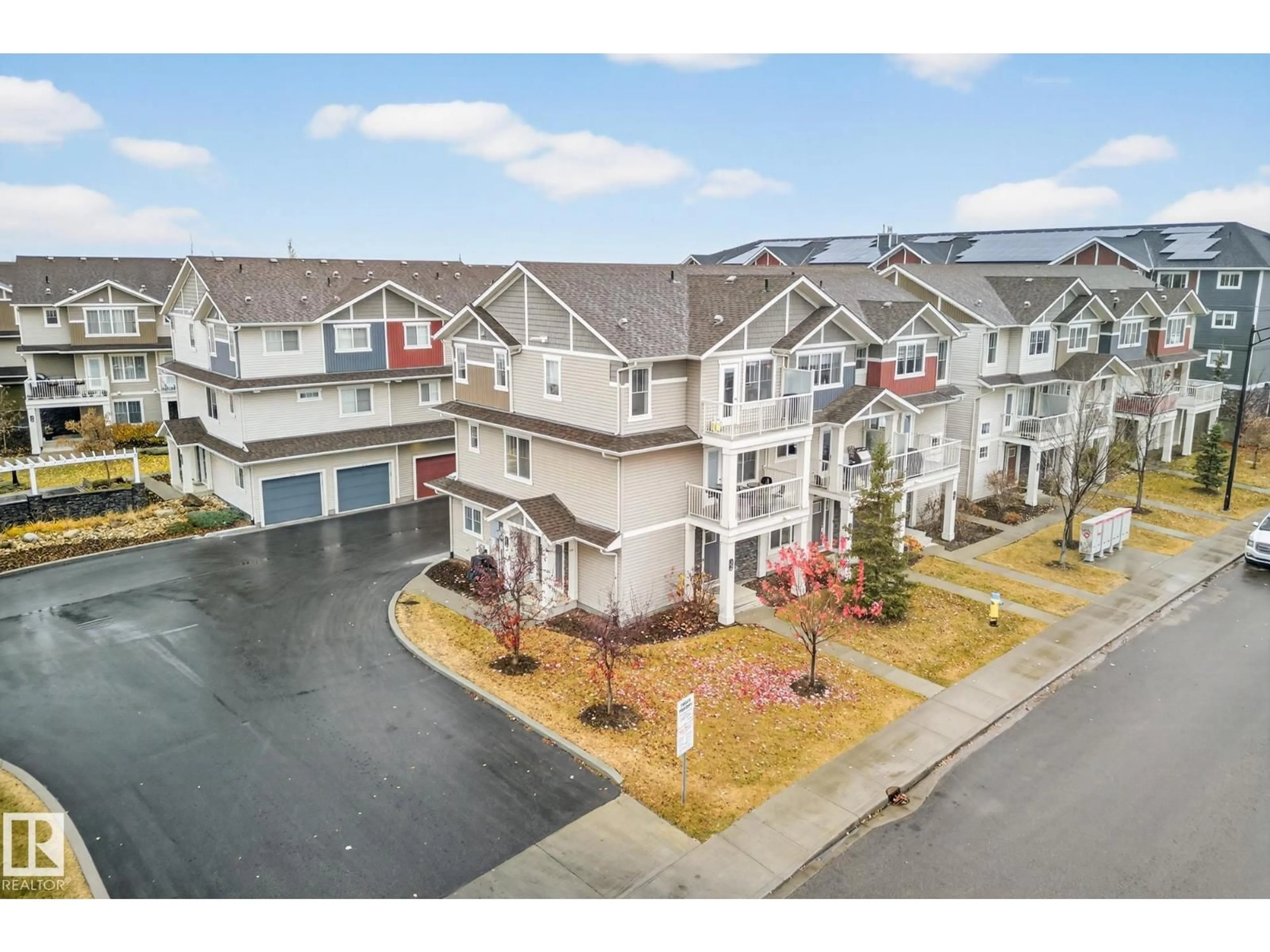 A pic from outside/outdoor area/front of a property/back of a property/a pic from drone, unknown for 15 - 17832 78 ST, Edmonton Alberta T5Z0P7