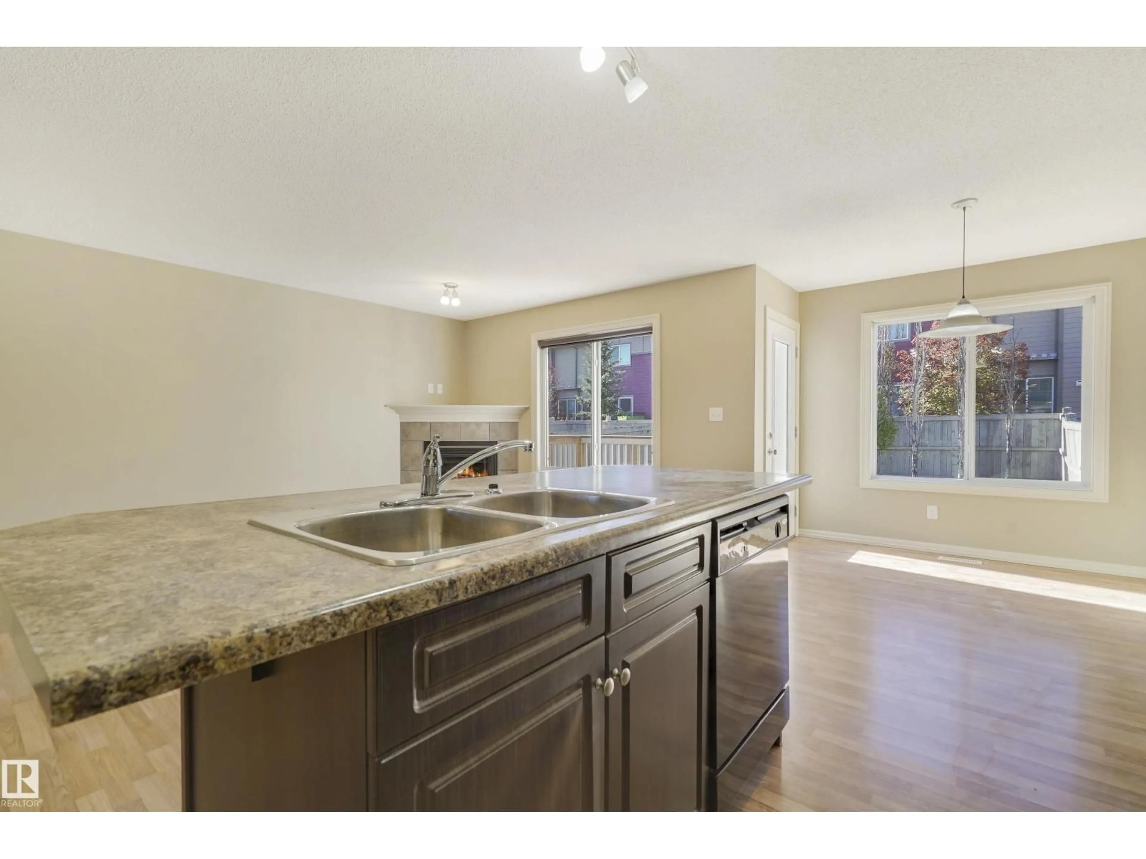 Open concept kitchen, ceramic/tile floor for 1323 CUNNINGHAM DR, Edmonton Alberta T6W1R8