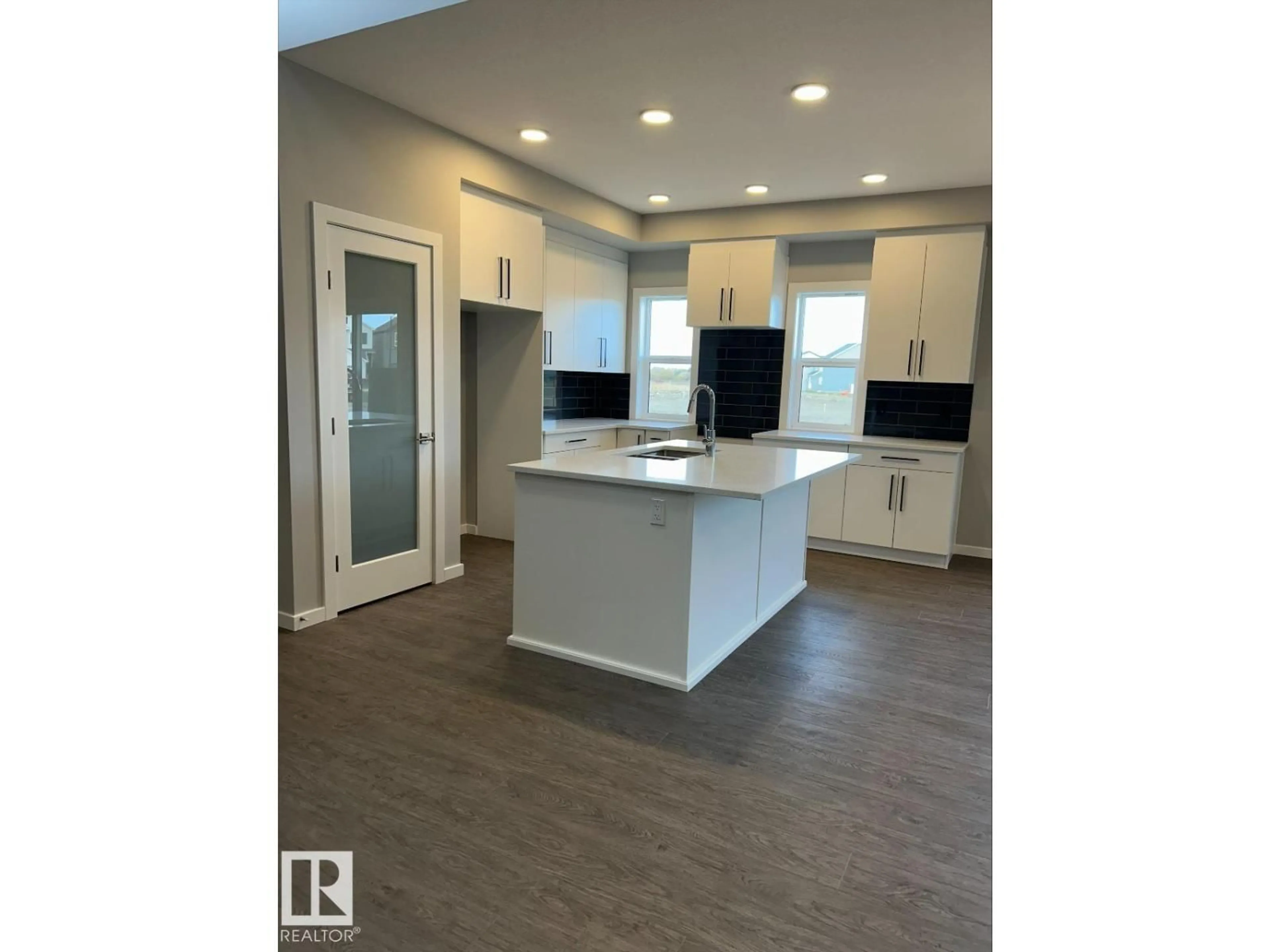 Open concept kitchen, unknown for 332 173 AV, Edmonton Alberta T5Y4G6