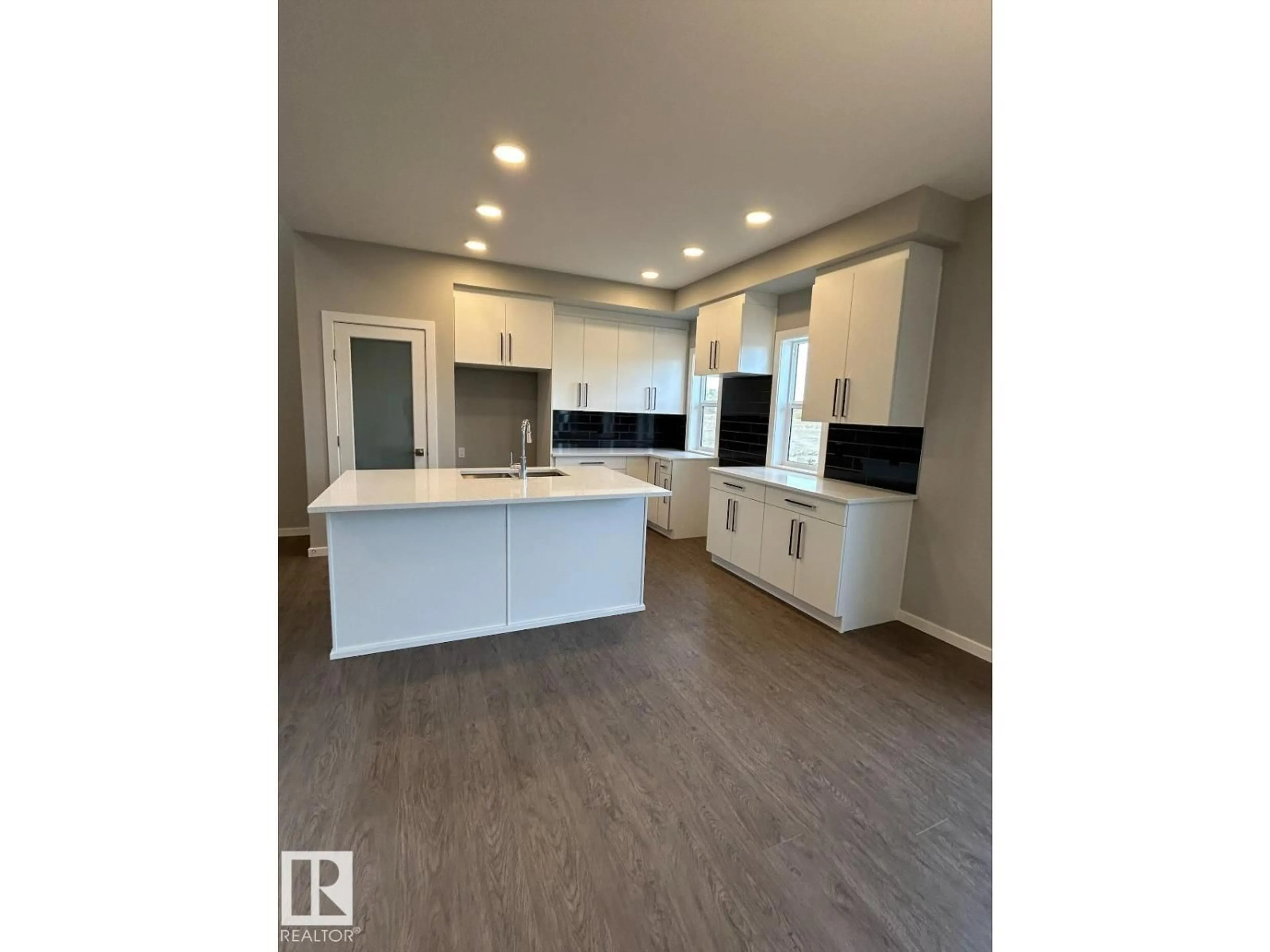 Open concept kitchen, unknown for 332 173 AV, Edmonton Alberta T5Y4G6