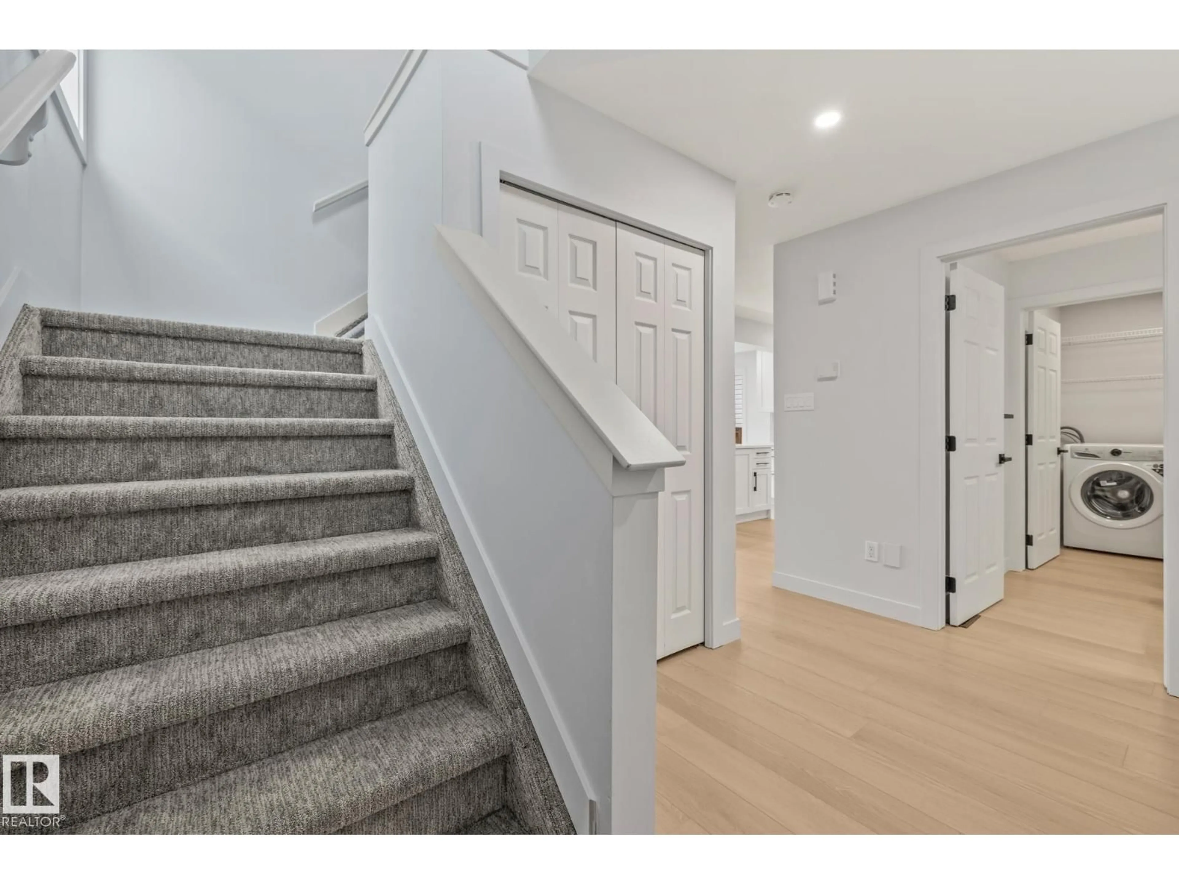 Unknown for 19 HEATHERLANDS WY, Spruce Grove Alberta T7X4L3