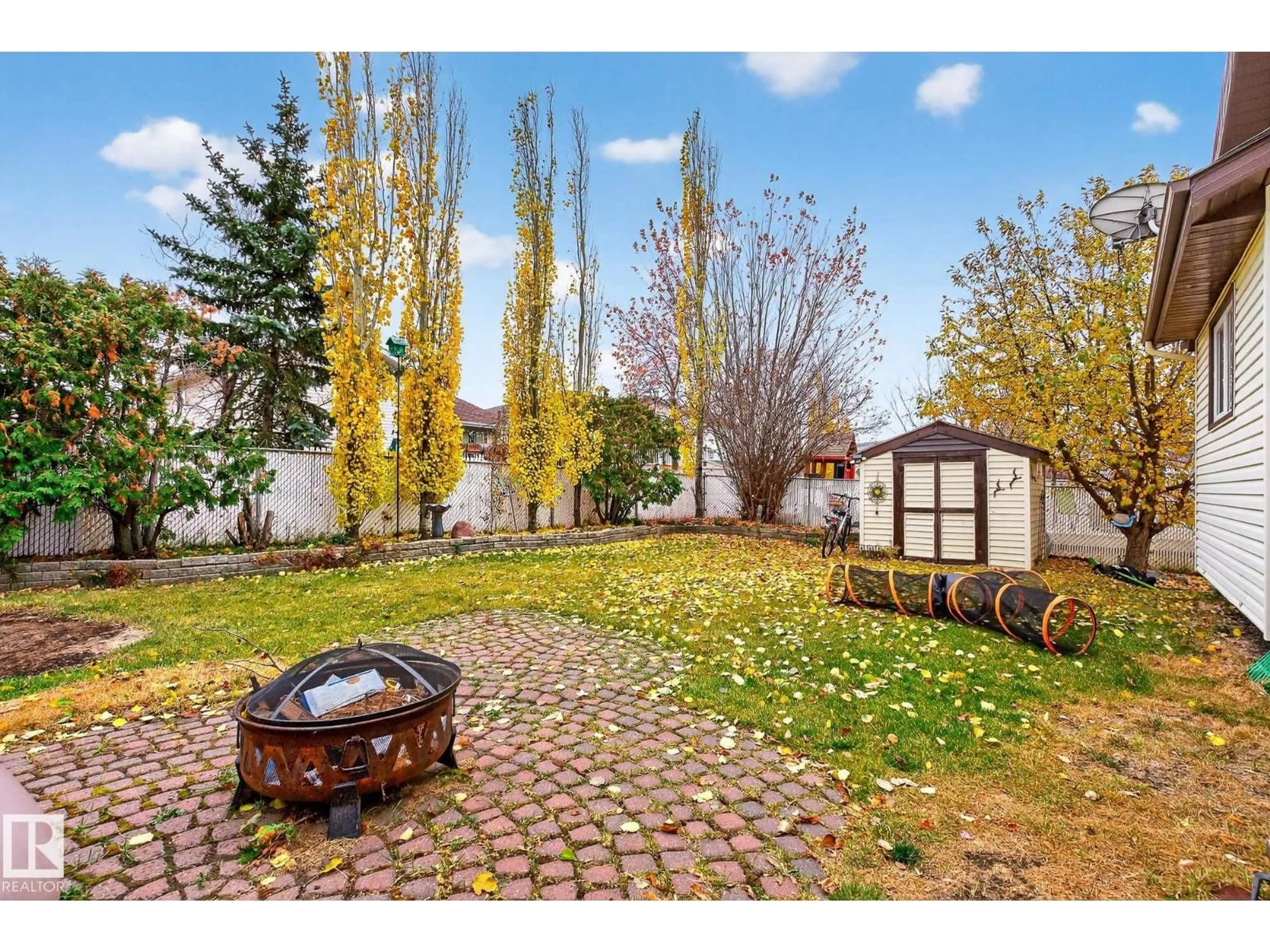 Patio, street for 55 MCLEOD CR, Leduc Alberta T9E6N9