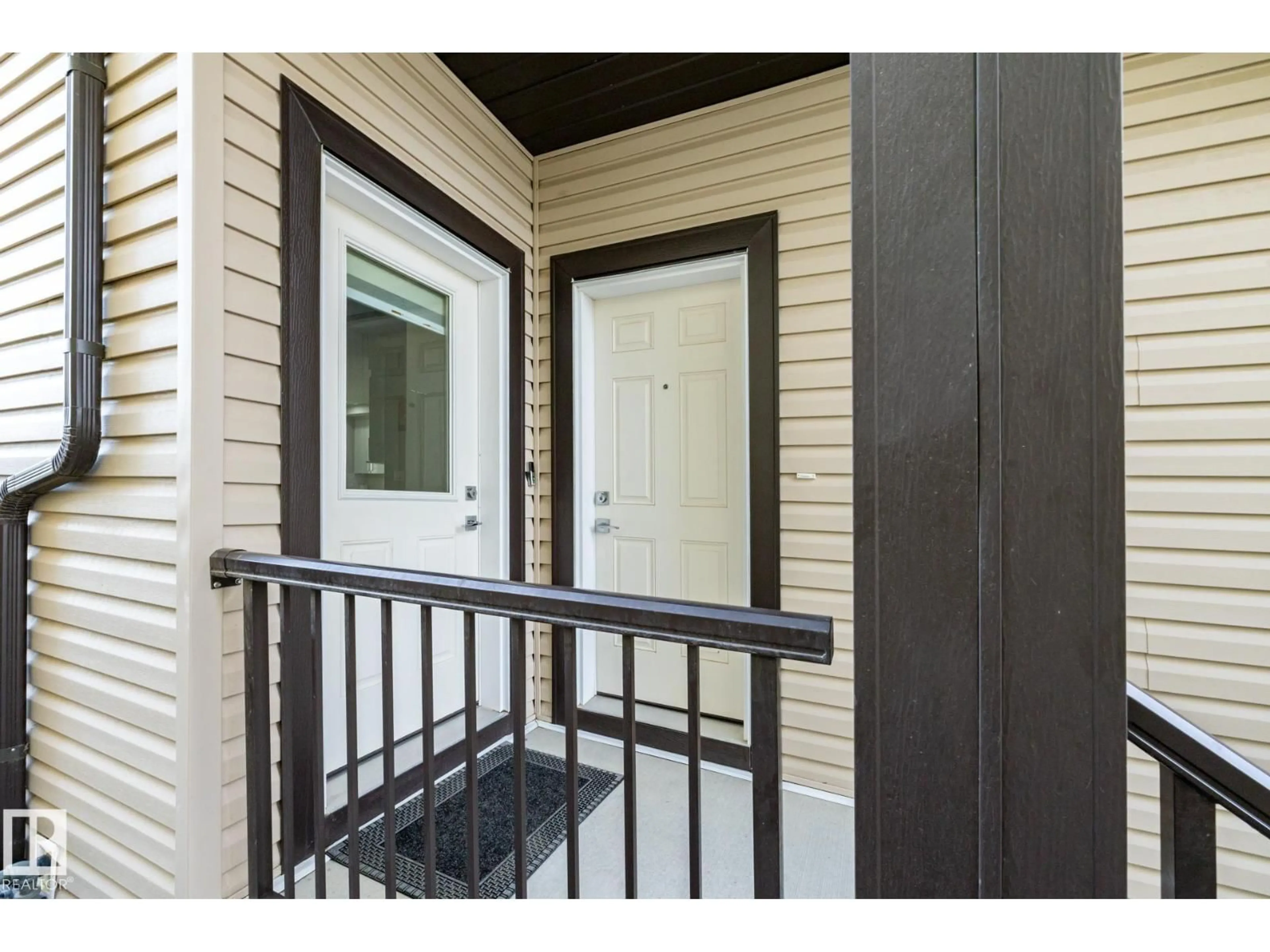 Indoor entryway for SW - 9327 COOPER BEND BN, Edmonton Alberta T6W4A4