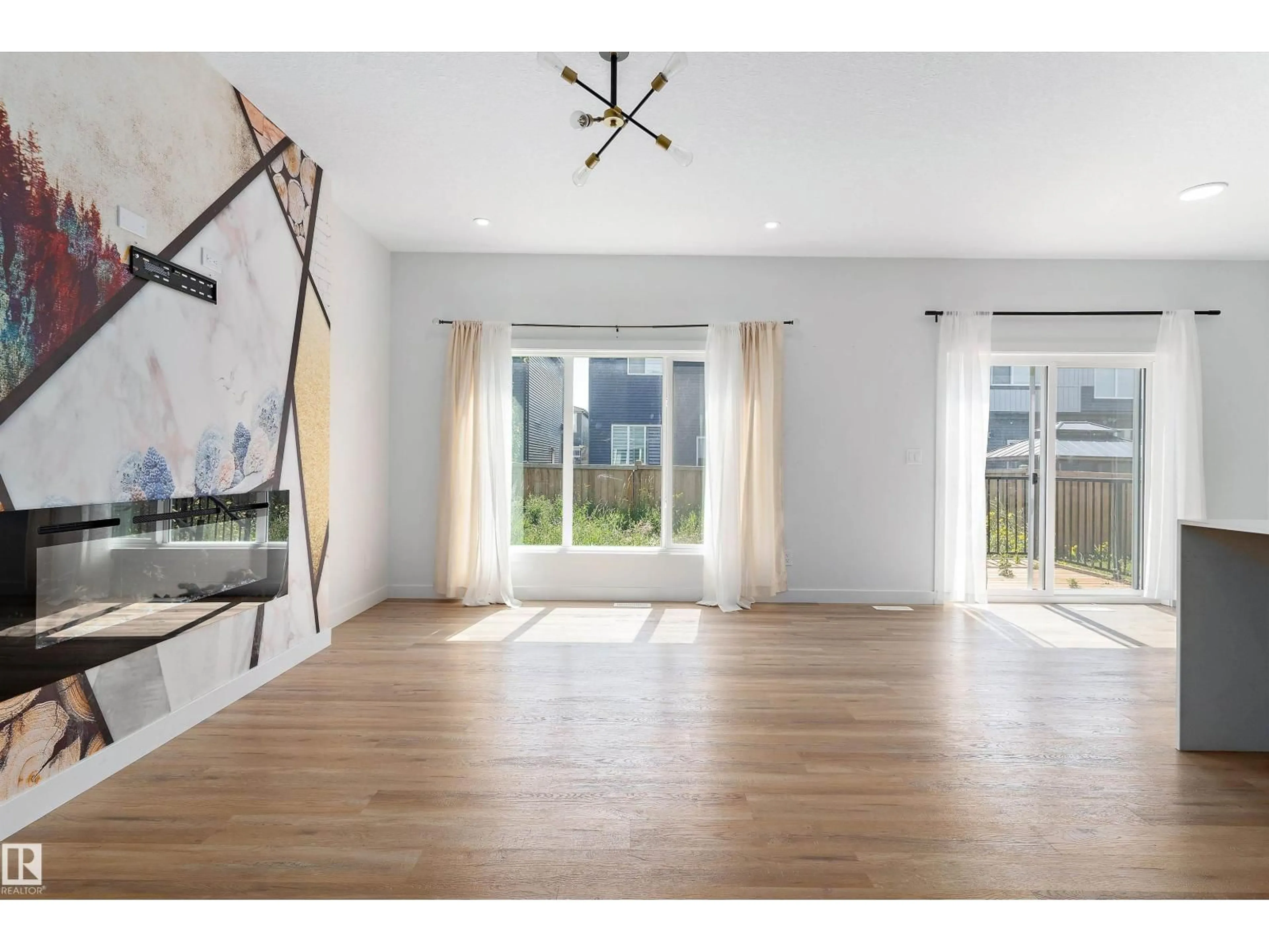 A pic of a room for 5747 KOOTOOK WY, Edmonton Alberta T6W4A5