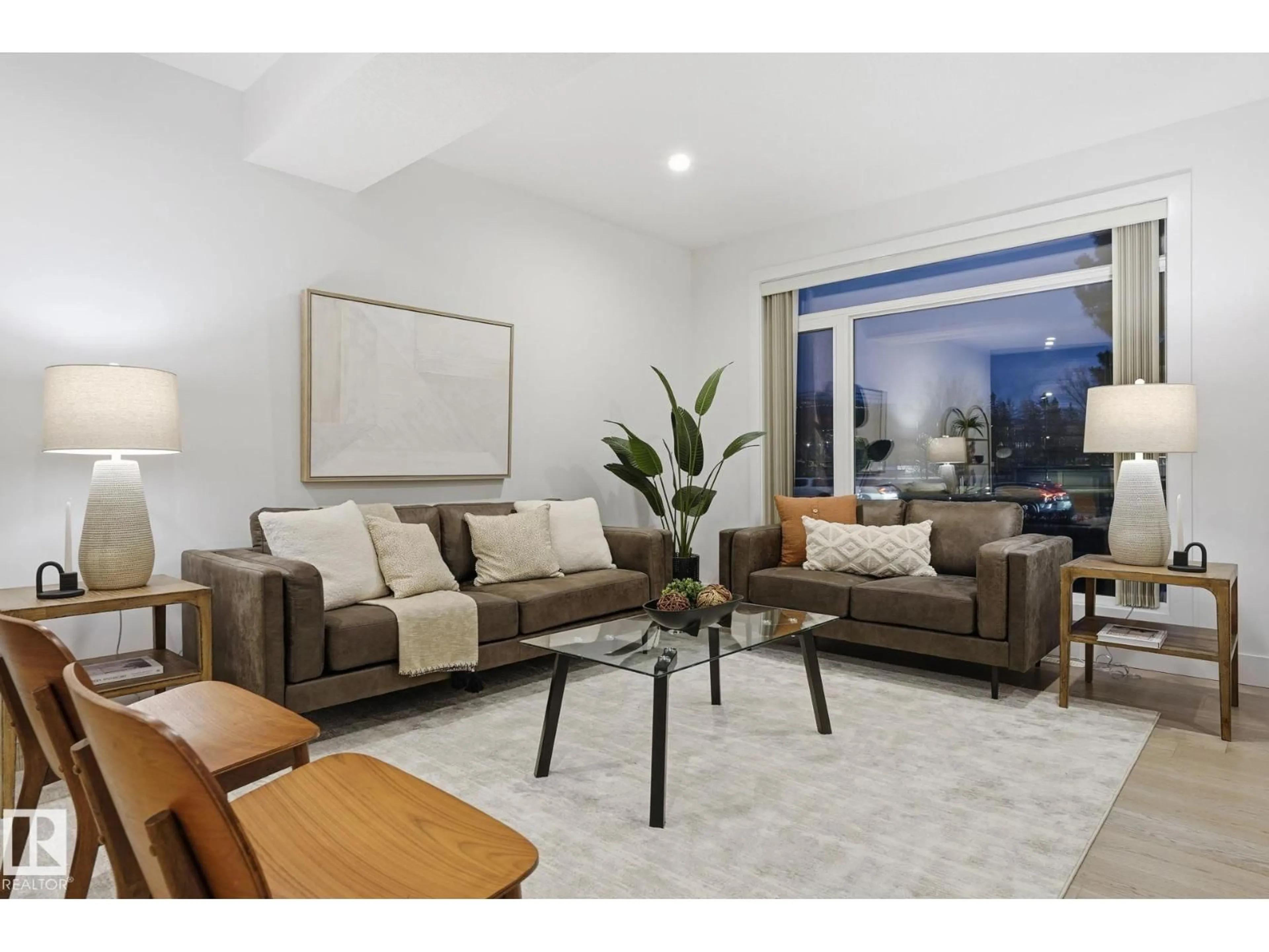 Living room with furniture, unknown for 11434 71 AV, Edmonton Alberta T6G0A7