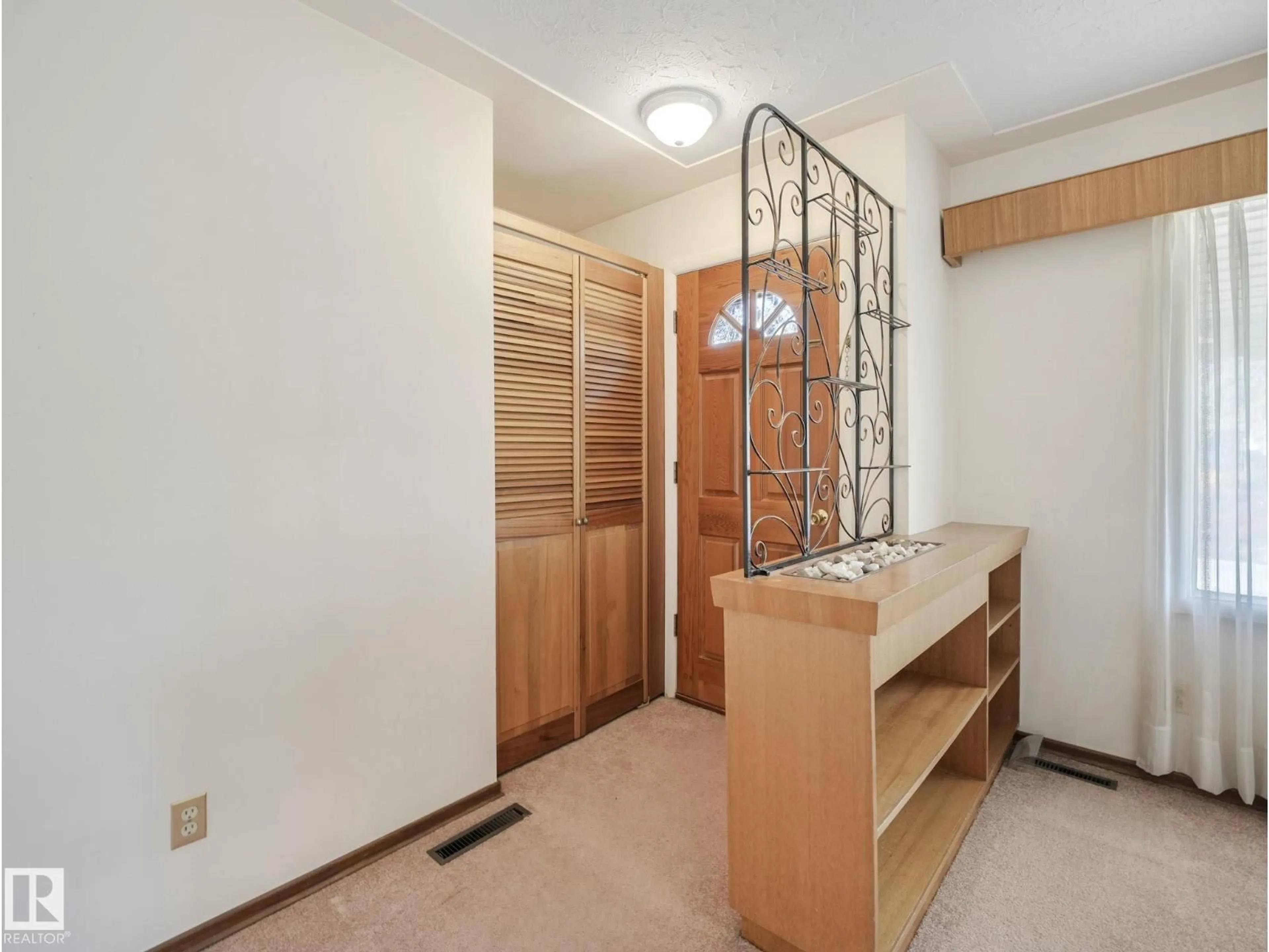 Unknown for NW - 12233 54 ST, Edmonton Alberta T5W3N6