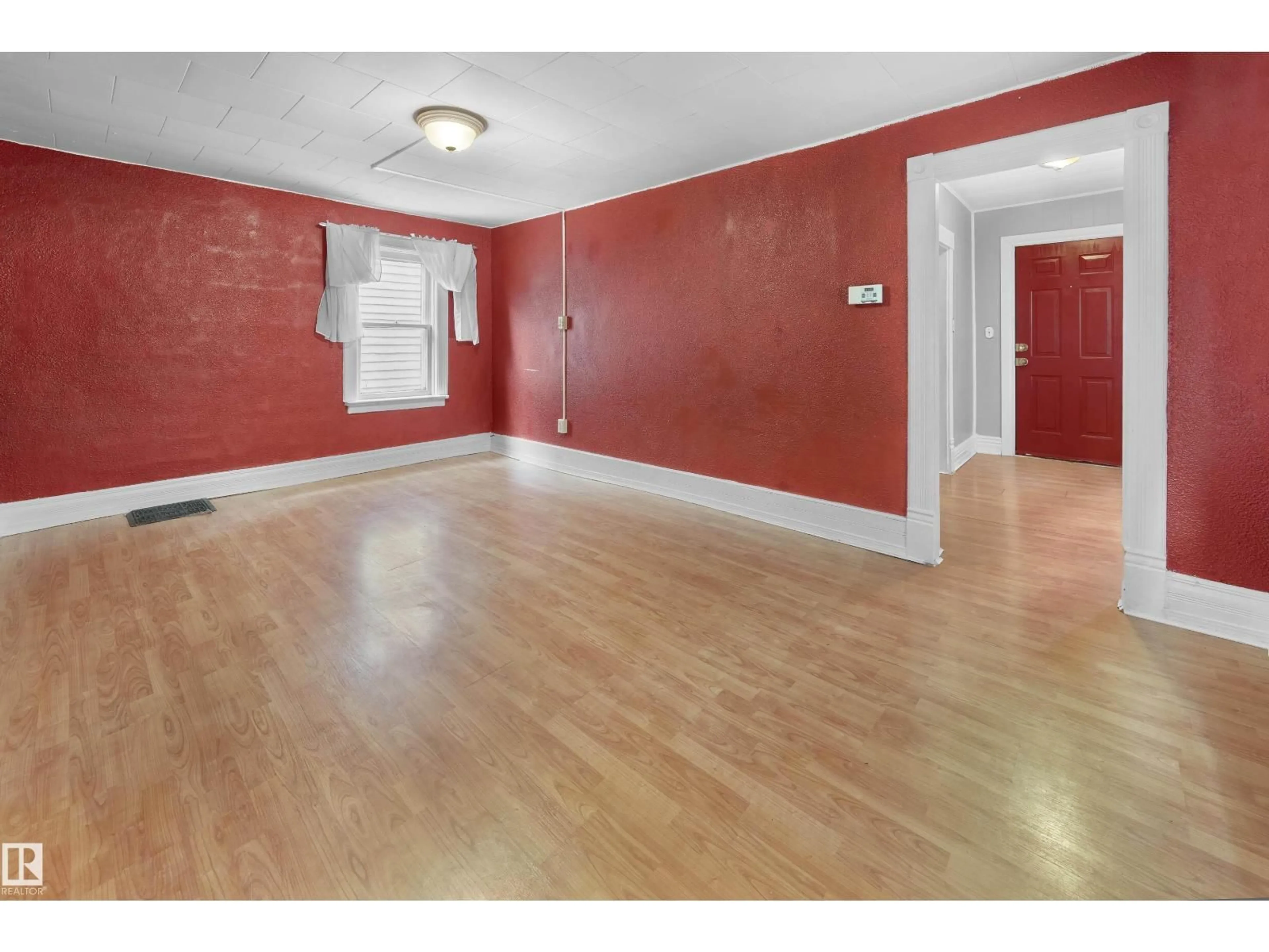 A pic of a room for 11038 84 AV, Edmonton Alberta T6G0V7