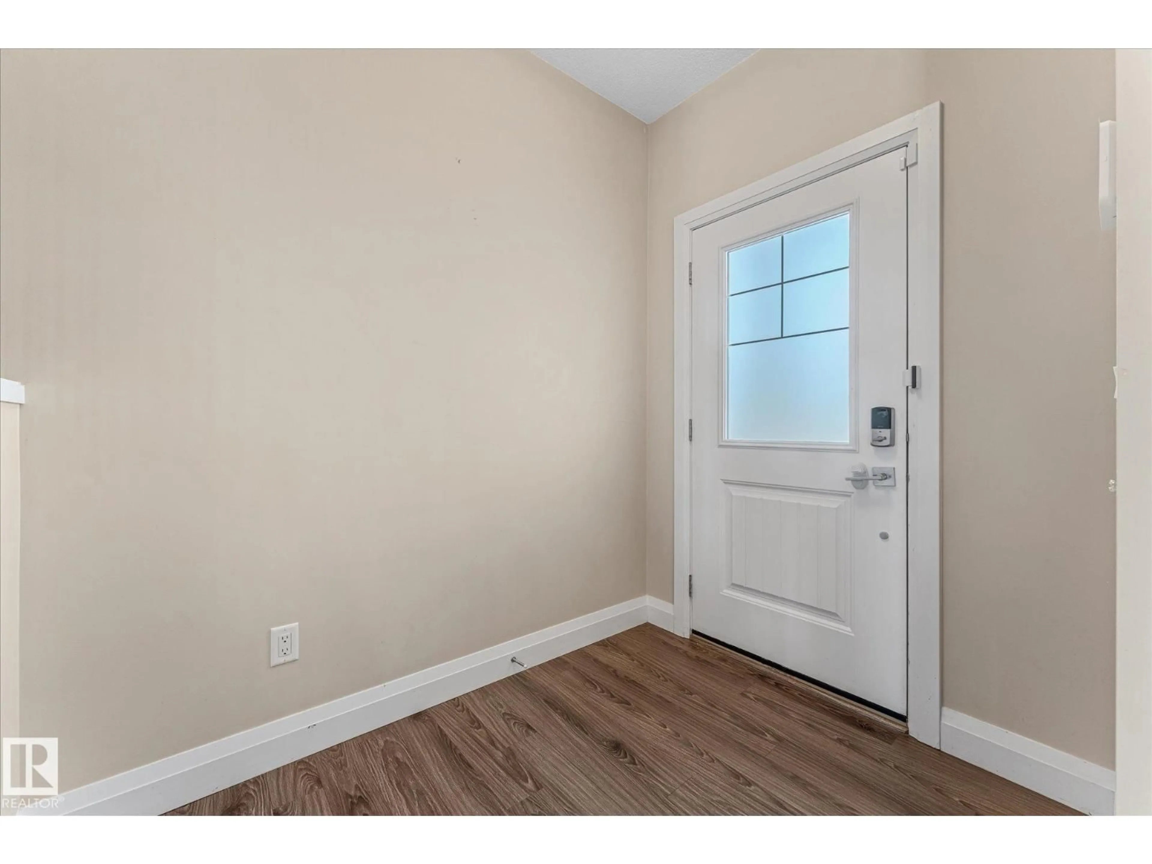 Indoor entryway for 9 SPRING LI, Spruce Grove Alberta T7X0V1