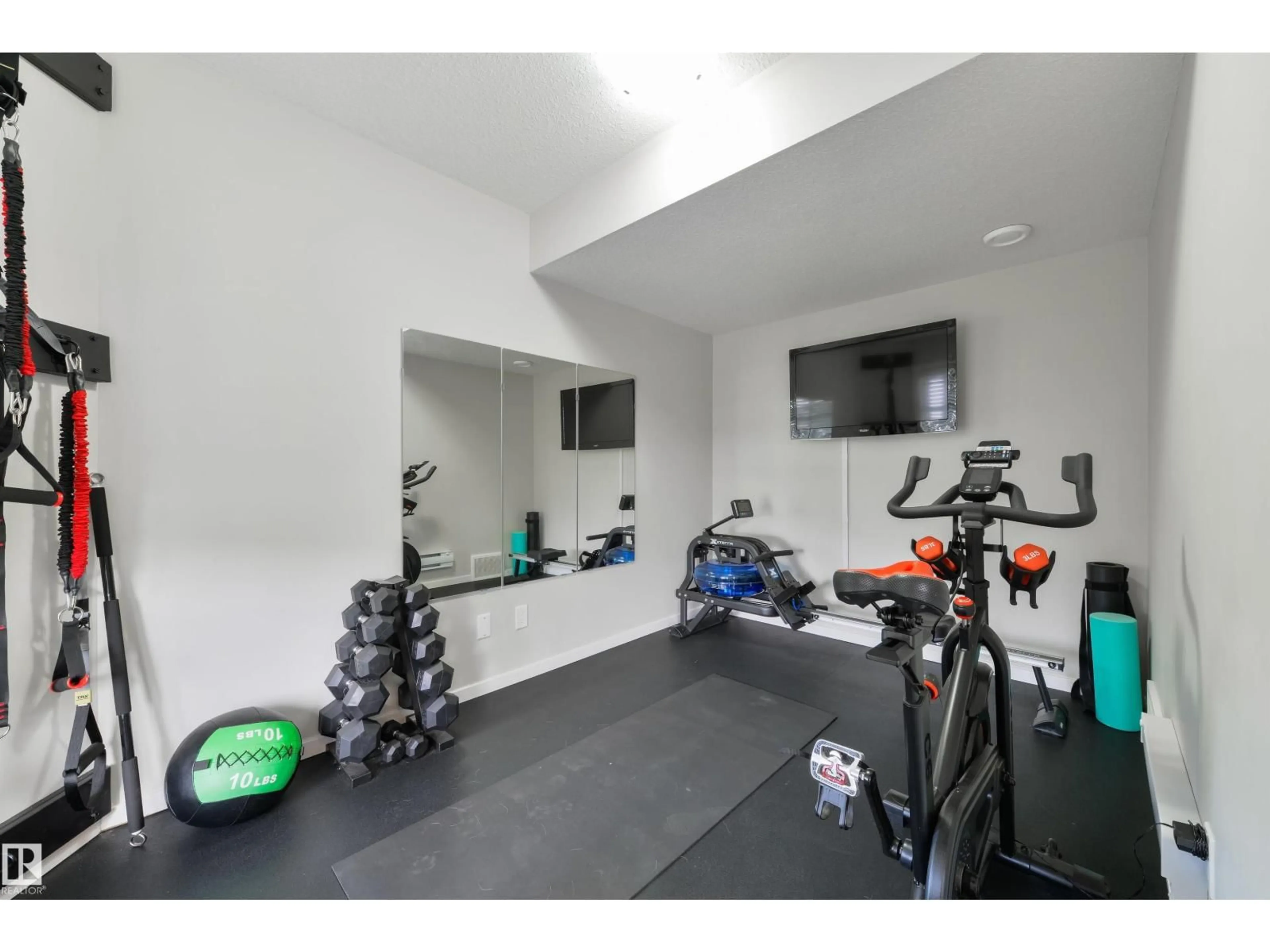 Gym or fitness room for 8273 CHAPPELLE WY, Edmonton Alberta T6W1A6