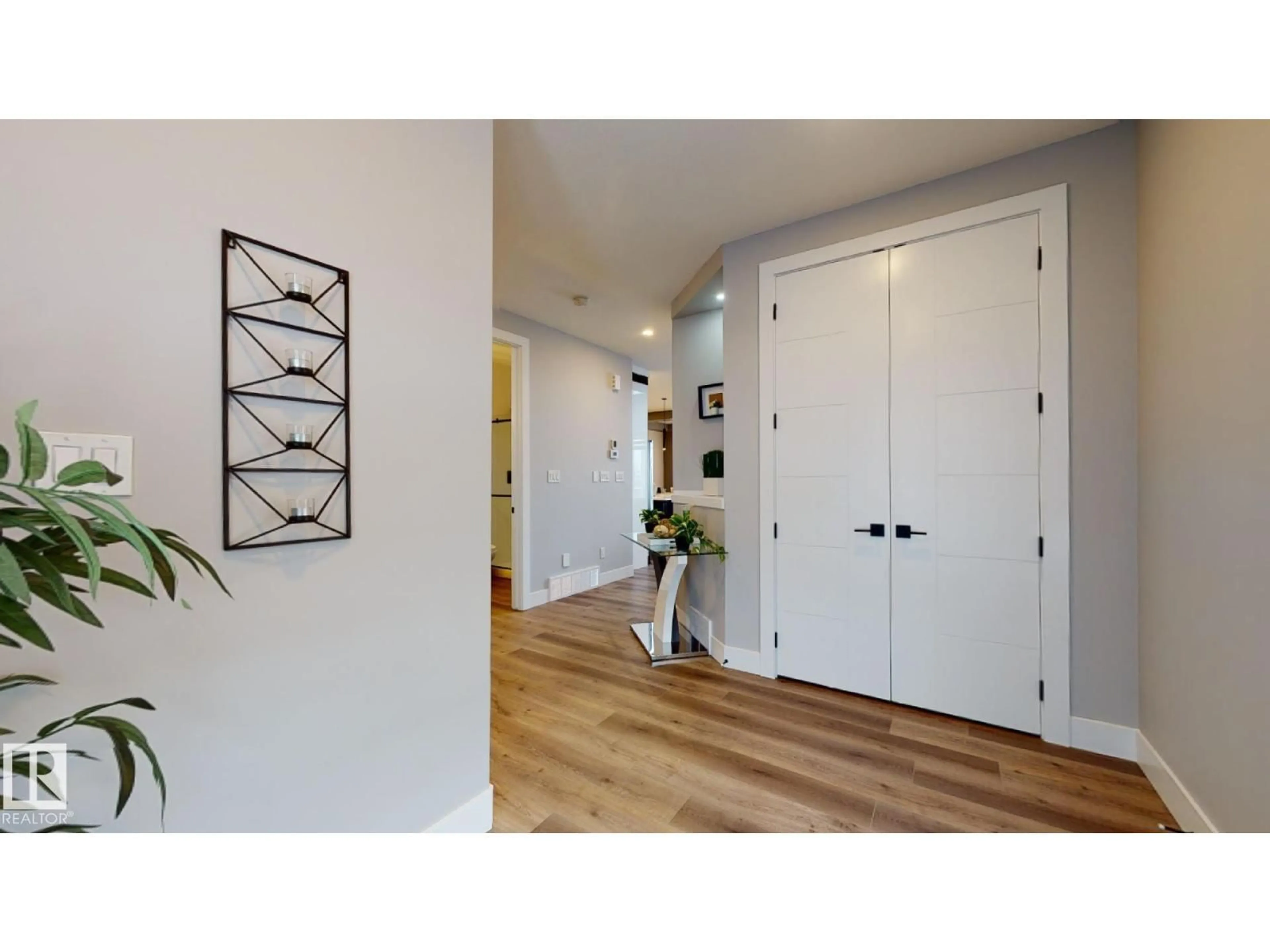 Indoor entryway for SW - 8450 MAYDAY LI, Edmonton Alberta T6X3G1