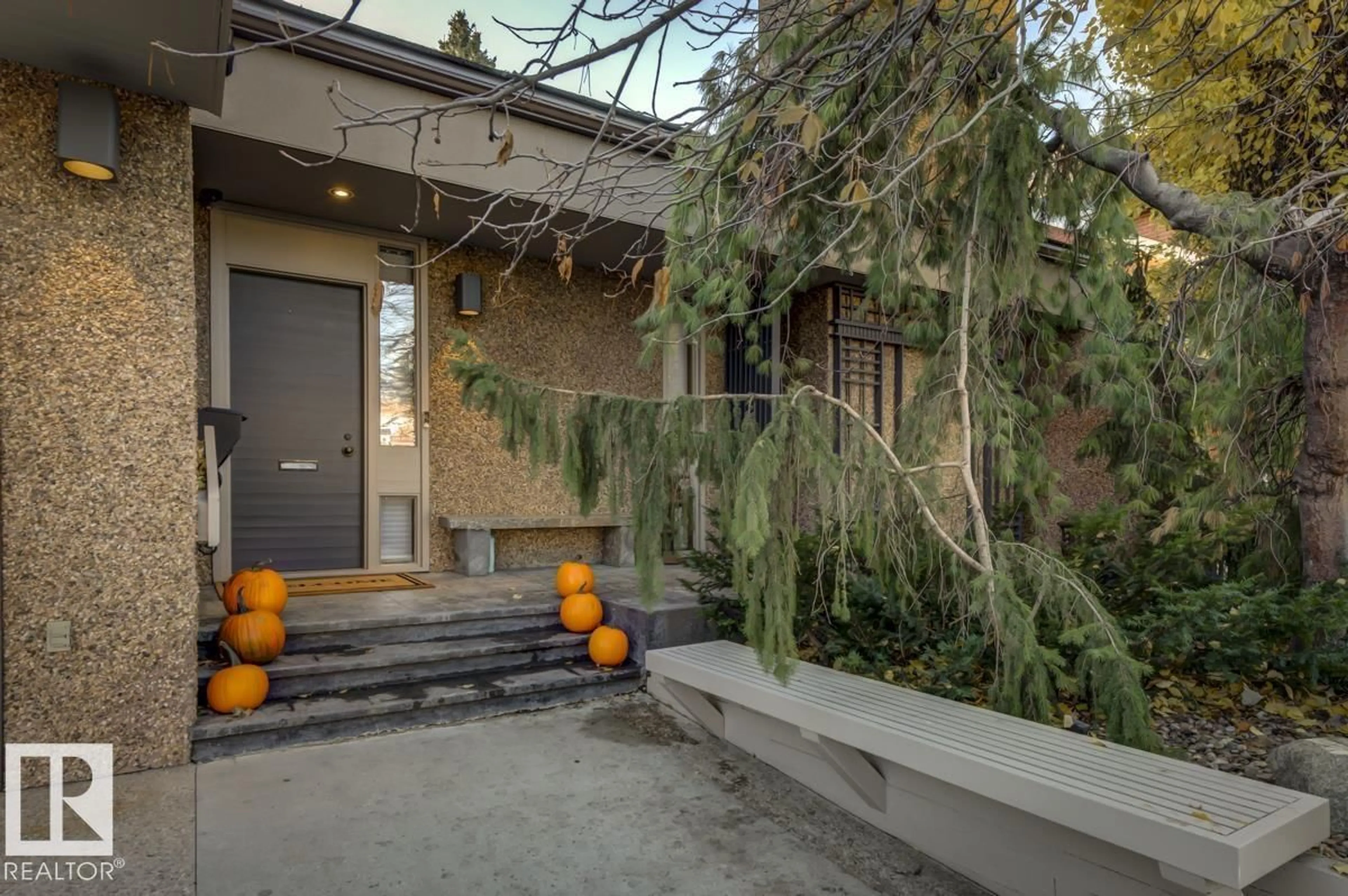 Unknown for 15415 RIO TERRACE DR, Edmonton Alberta T5R3L1