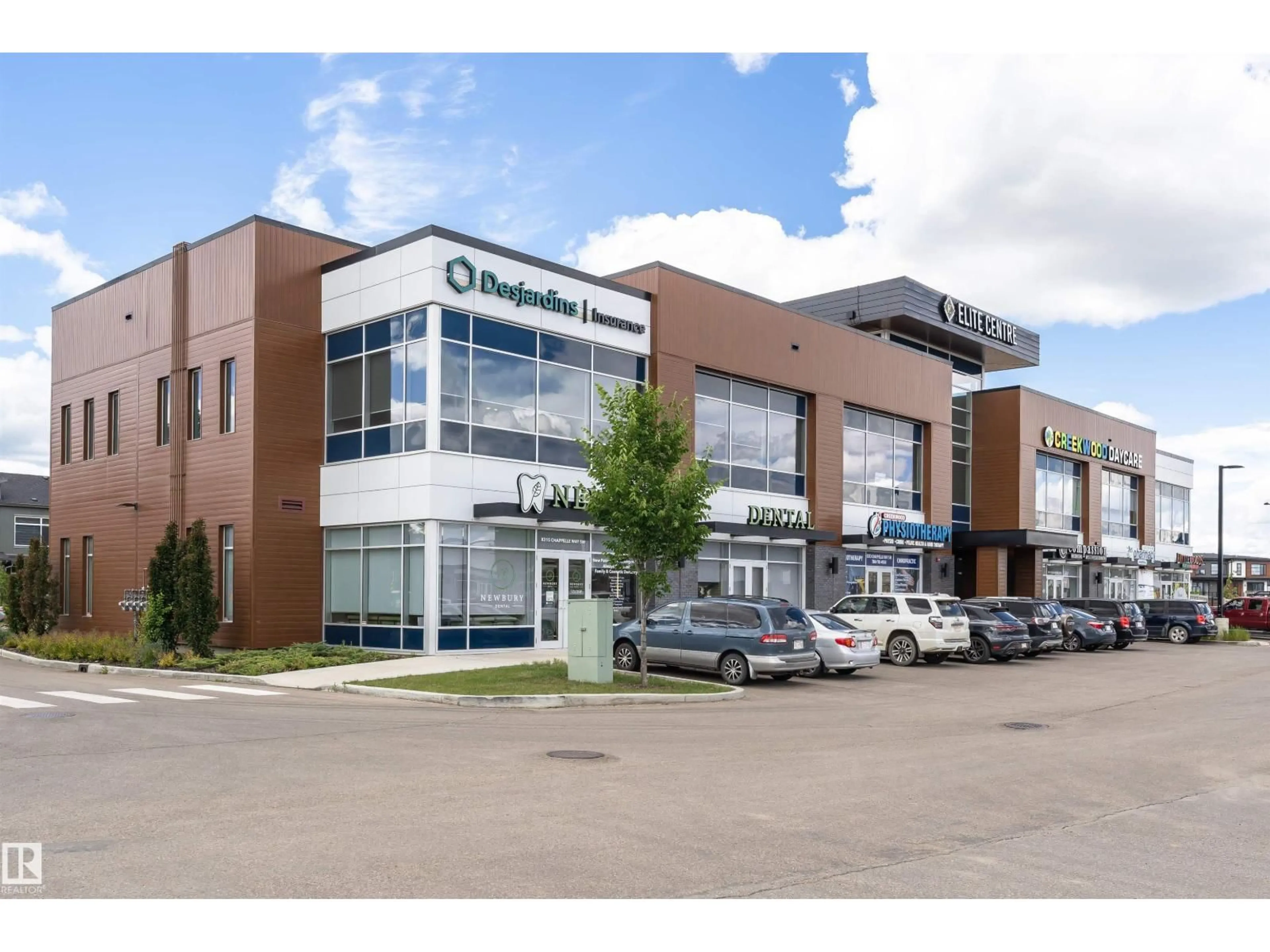 Indoor foyer for 9612 COLAK LINK LI, Edmonton Alberta T6W5B6