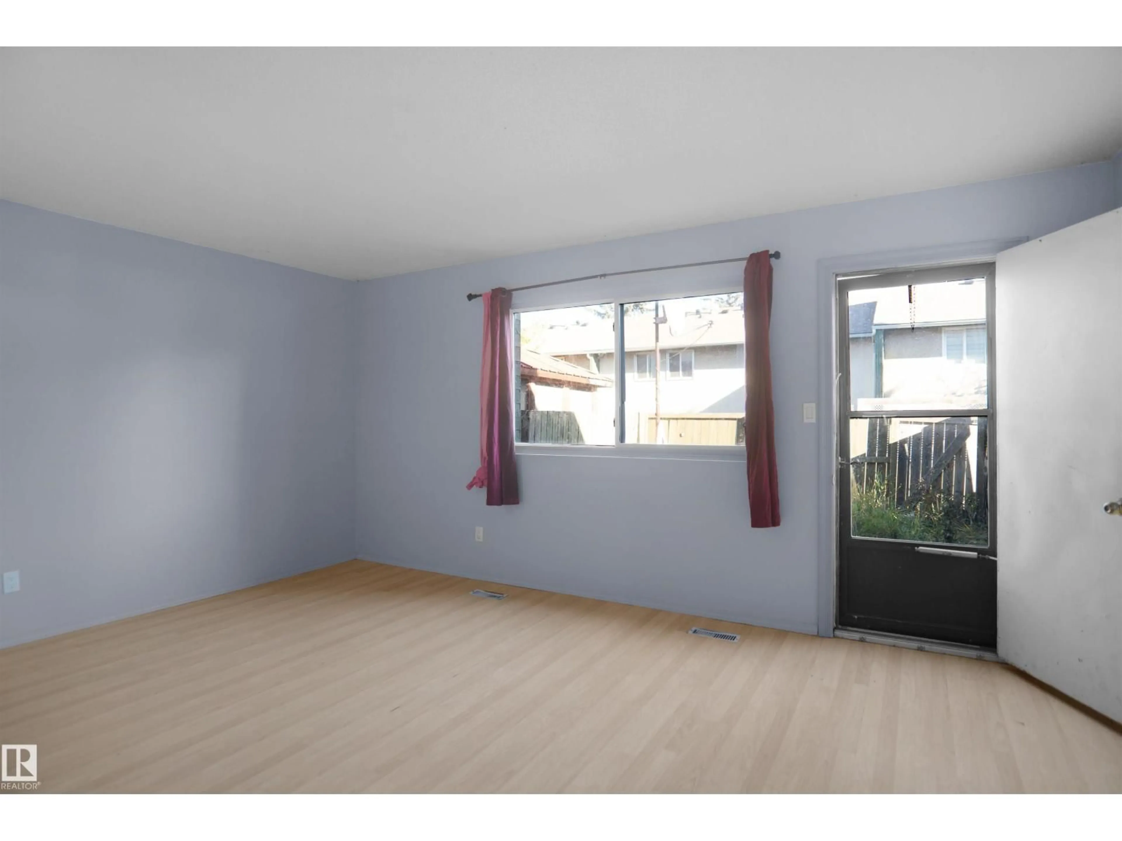 A pic of a room for 887 ABBOTTSFIELD RD, Edmonton Alberta T5W4R4