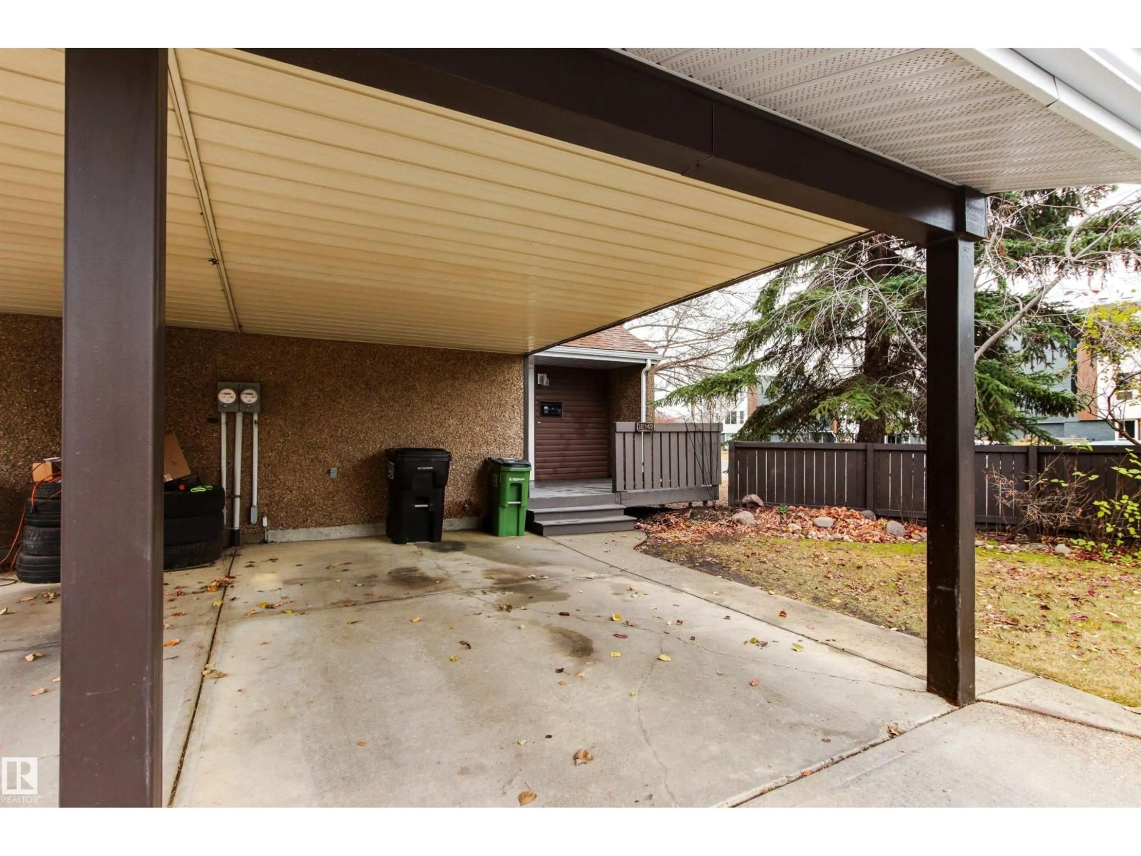 Patio, street for 18142 96 AV, Edmonton Alberta T5T3N3