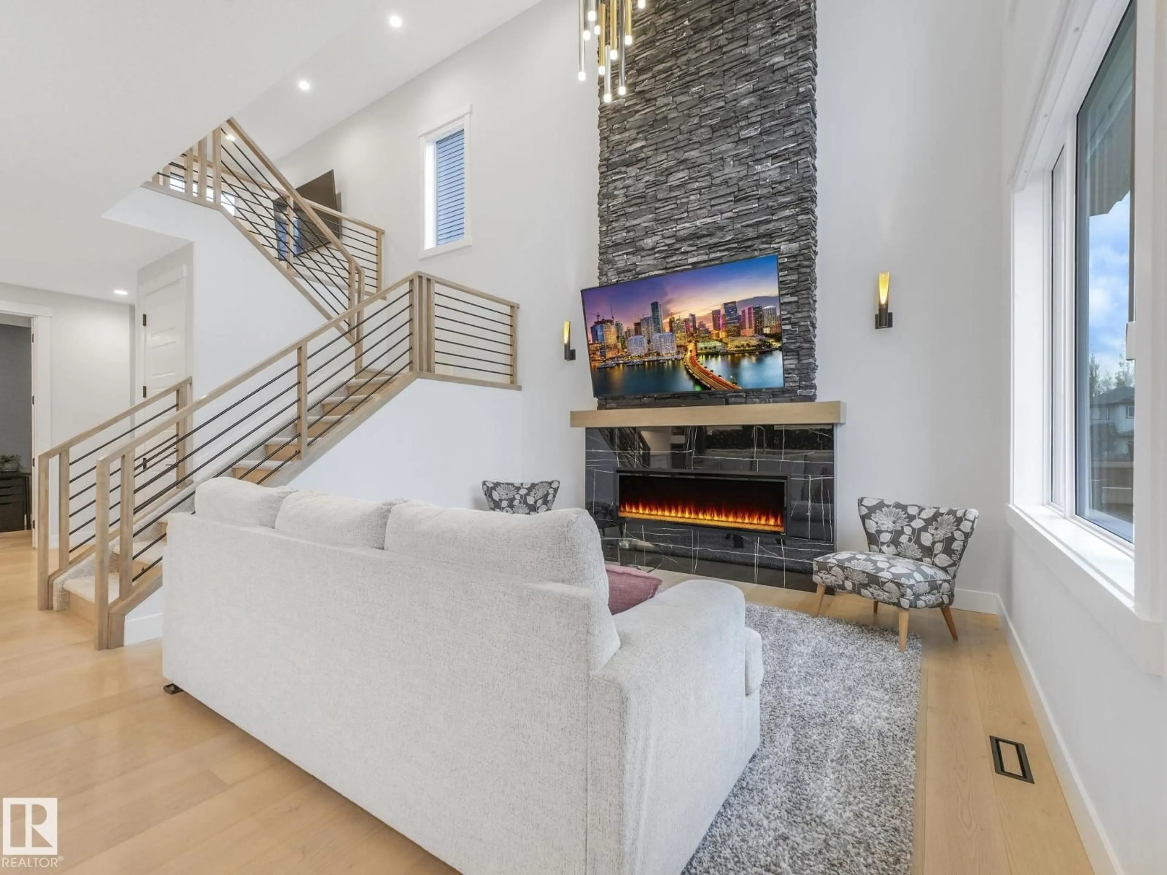 Living room with furniture, unknown for 53 AUTUMNWOOD CR, Spruce Grove Alberta T7X0J3