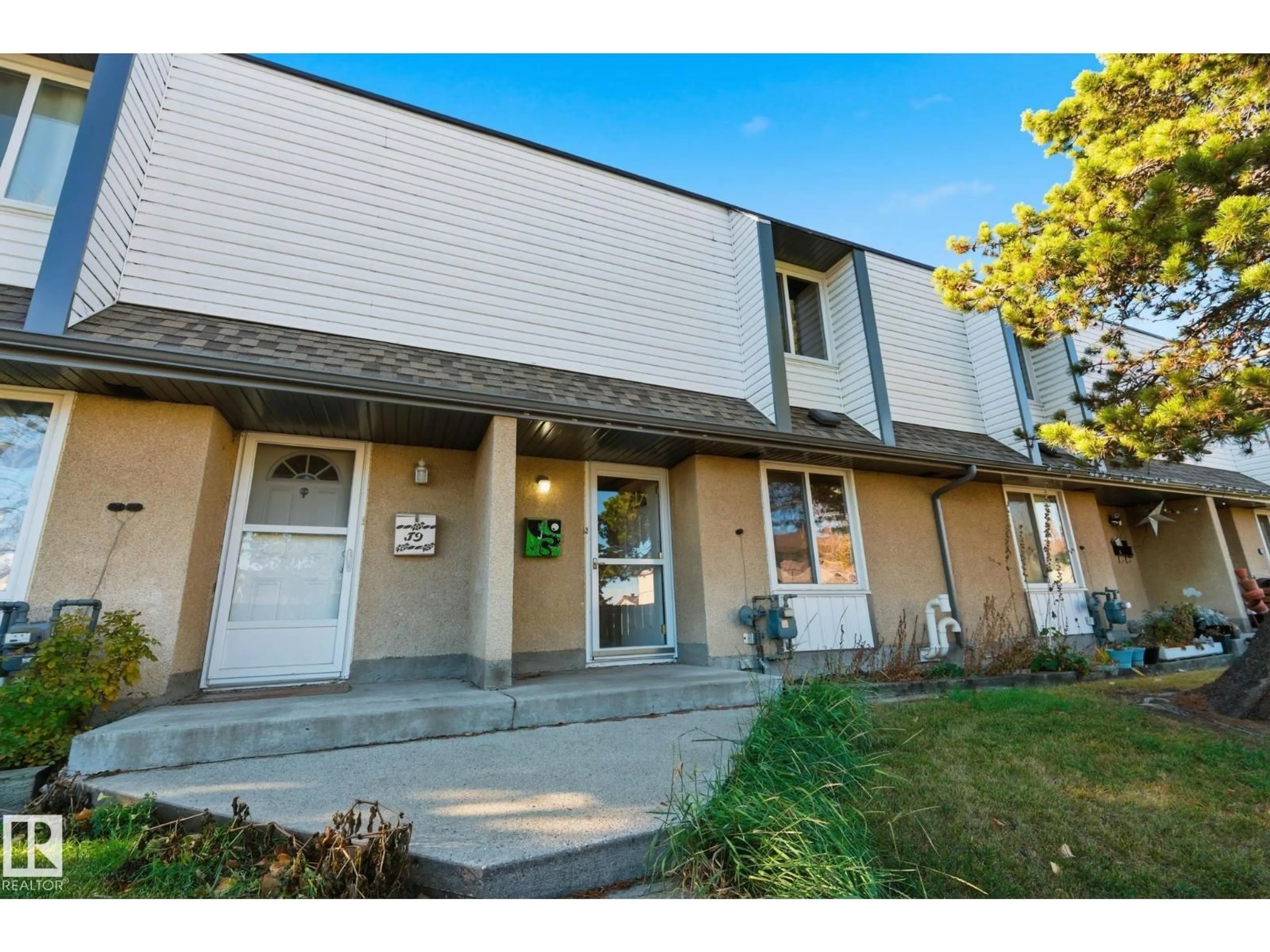 Unknown for J8 - 1 GARDEN GROVE GV, Edmonton Alberta T6J2L3