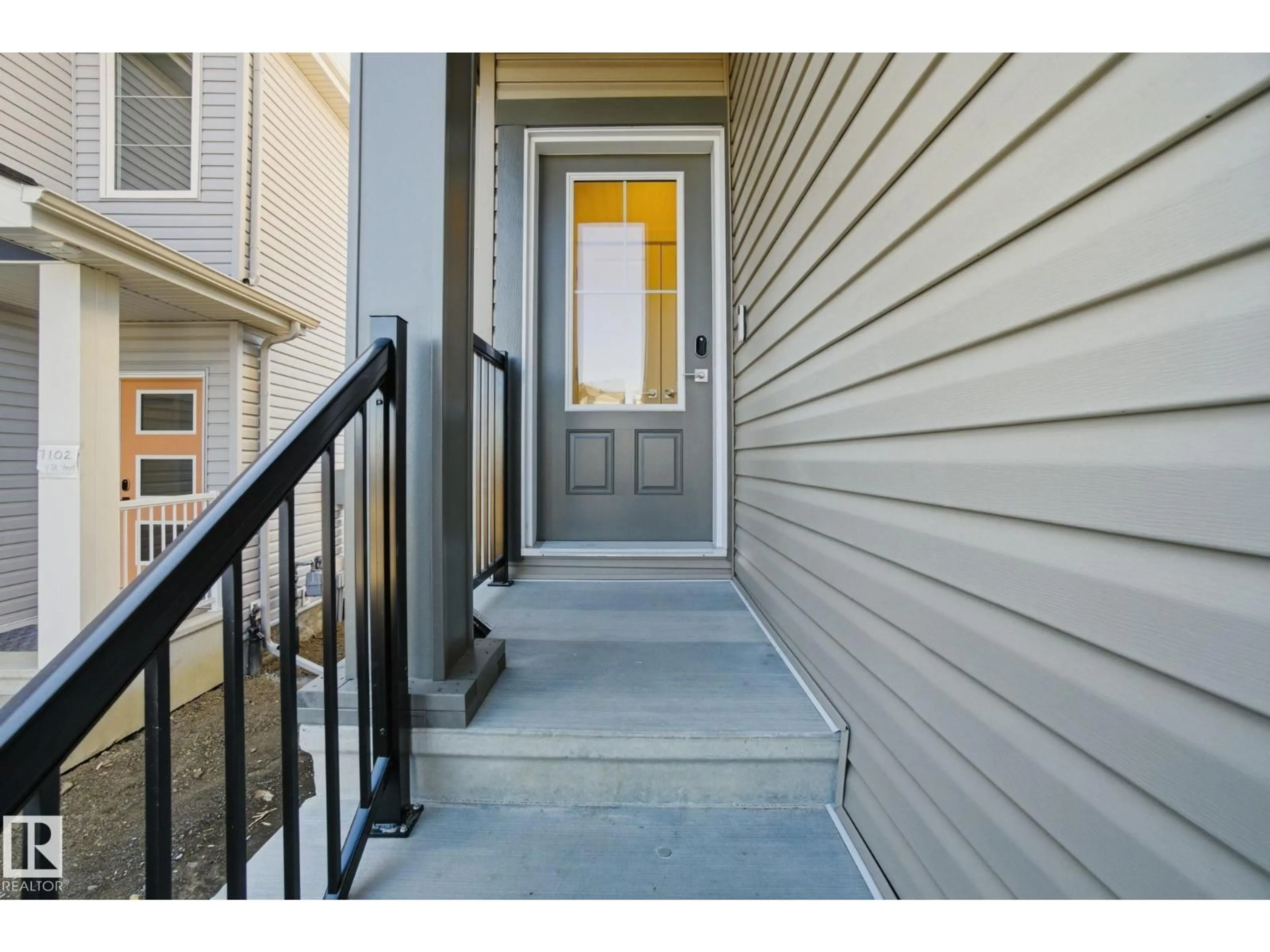 Indoor entryway for 7104 47A ST, Beaumont Alberta T4X3B7