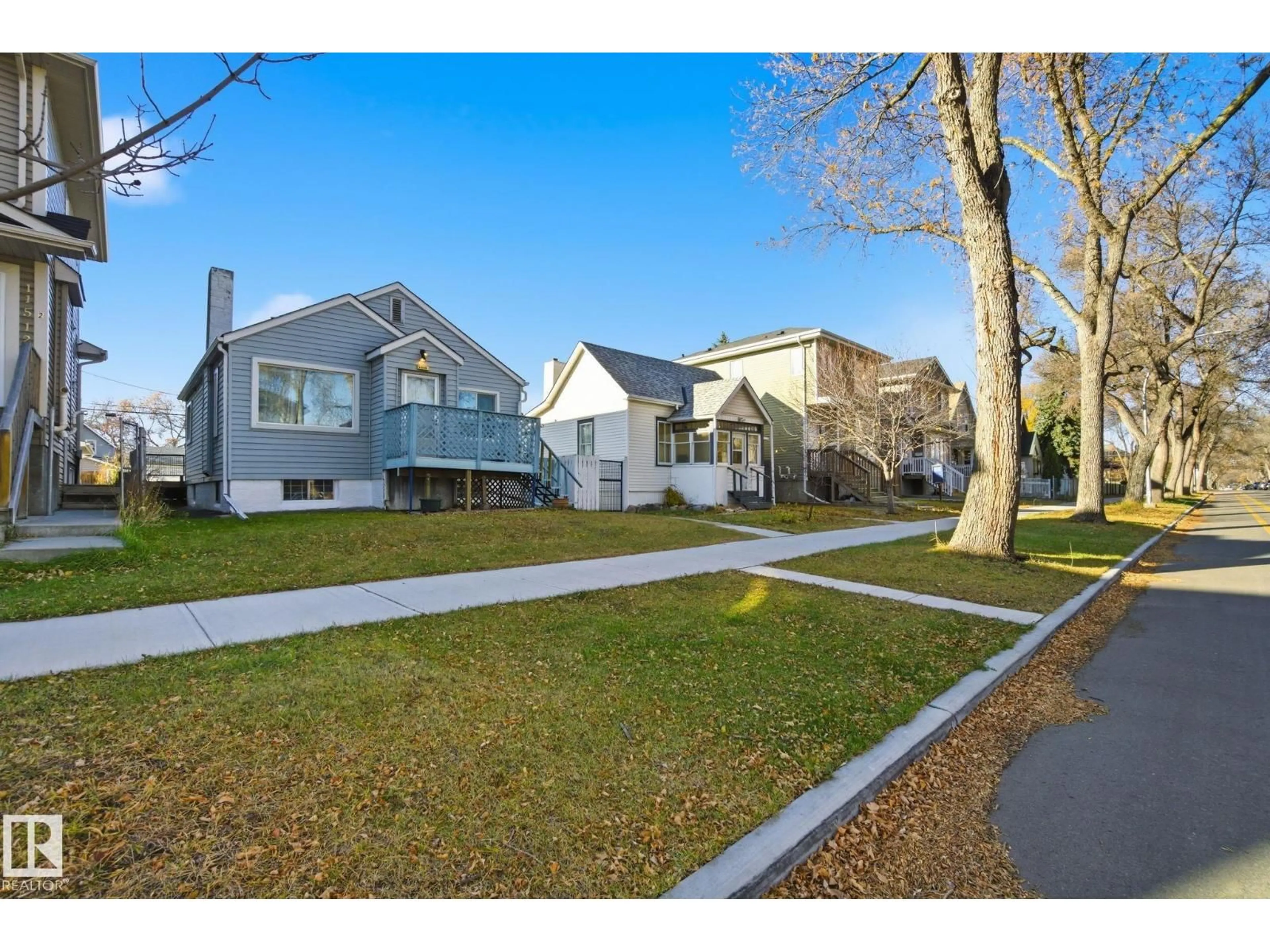 A pic from outside/outdoor area/front of a property/back of a property/a pic from drone, street for NW - 11514 92 ST, Edmonton Alberta T5G0Z7