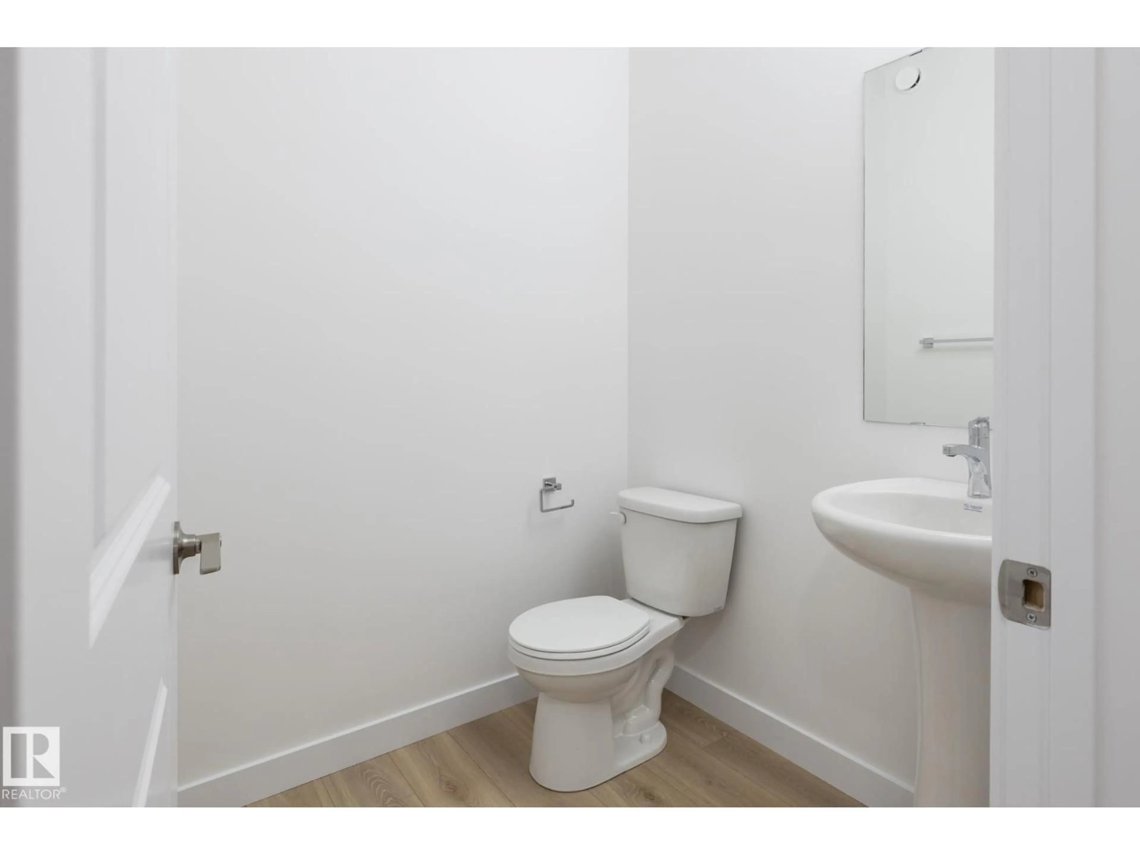 Standard bathroom, unknown for SW - 5025 CAWSEY LI, Edmonton Alberta T6W4M6