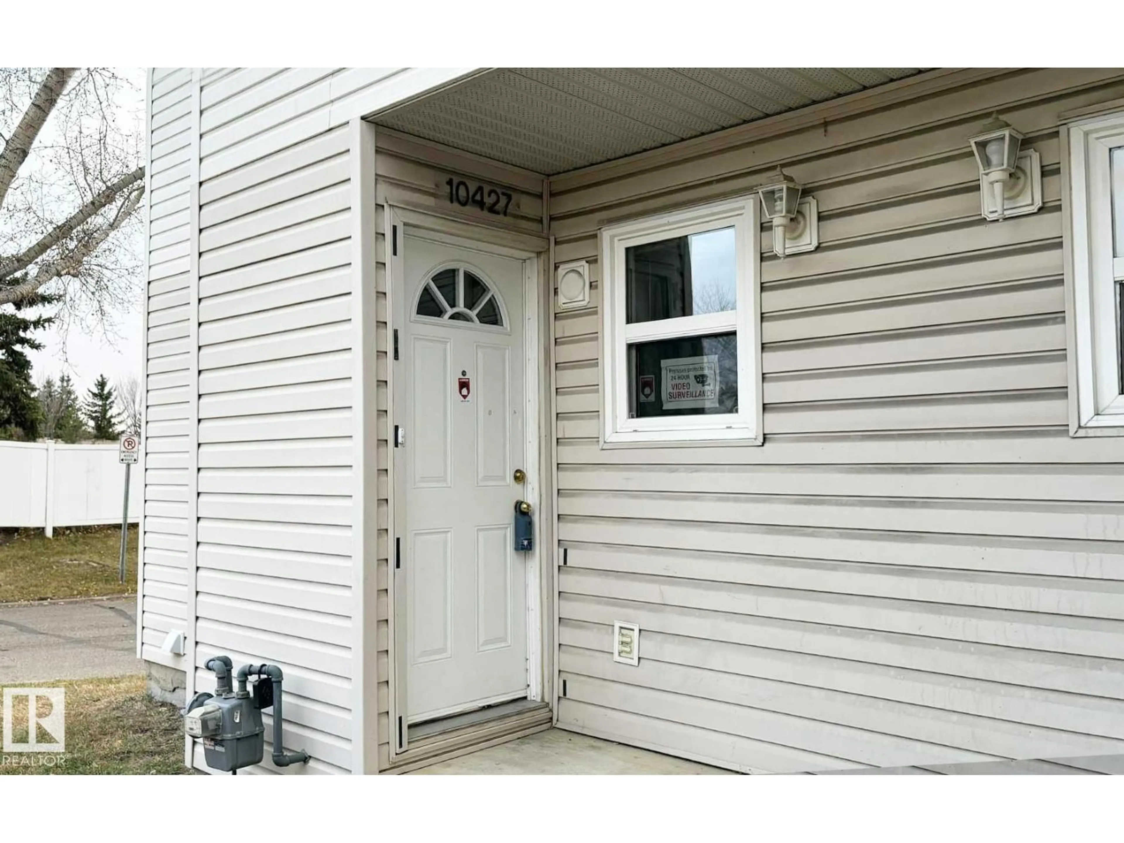 Unknown for 10427 24 AV, Edmonton Alberta T6J4S2